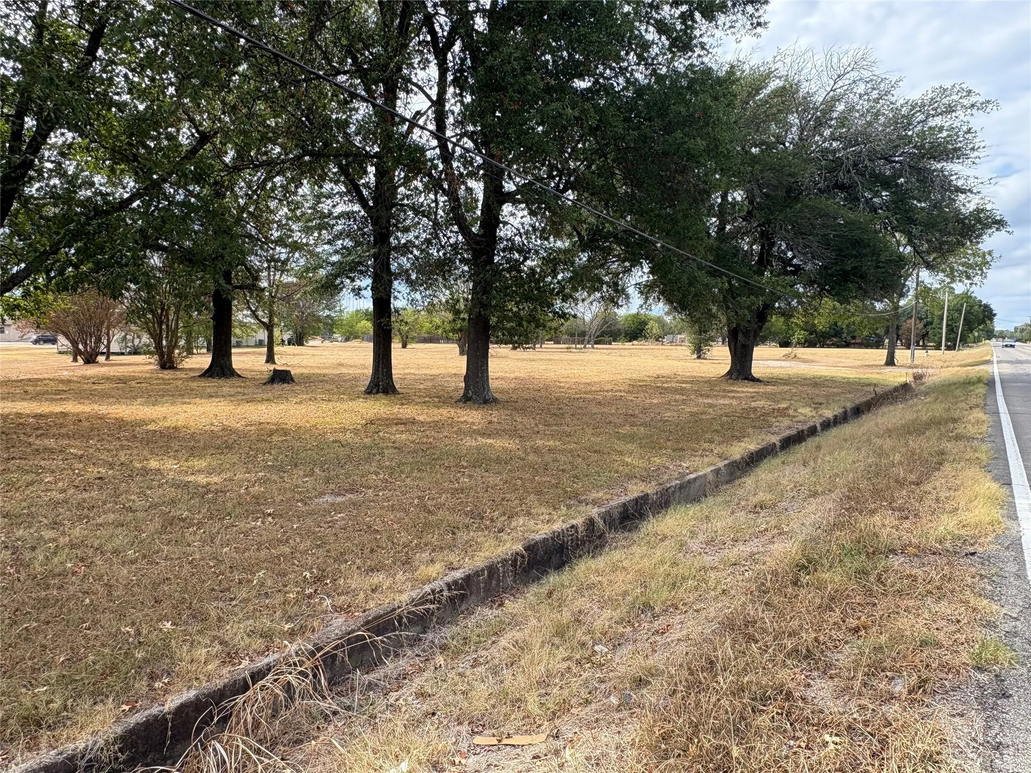 Improved Land For Sale in Hunt County , 221 Maple Street, Commerce, Texas 75428, 0, 0, Garage spaces, 0 Sqft, built in 0, mls#21402262, Real Estate Agent in Commerce, Homes For Sale in Hunt county, Homes For Sale in Commerce, Realtor in Commerce Texas, Real Estate Brokerage Independent Realty Texas, Luminita Cordes Realtor