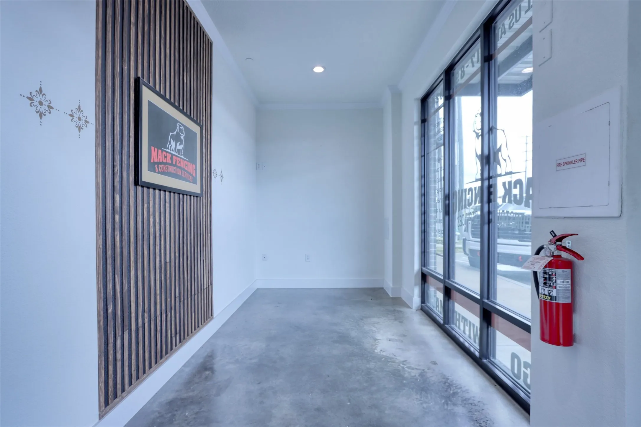 Office For Rent in Ellis County , 525 George Hopper Road 120, Midlothian, Texas 76065, 0, 0, Garage spaces, 0 Sqft, built in 2020, mls#21404783, Real Estate Agent in Midlothian, Homes For Rent in Ellis county, Homes For Rent in Midlothian, Realtor in Midlothian Texas, Real Estate Brokerage Independent Realty Texas, Luminita Cordes Realtor