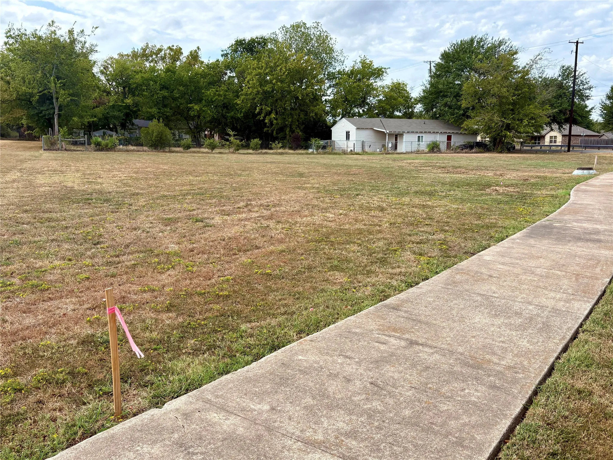 Improved Land For Sale in Hunt County , .30 lot Washington Street, Commerce, Texas 75428, 0, 0, Garage spaces, 0 Sqft, built in 0, mls#21402306, Real Estate Agent in Commerce, Homes For Sale in Hunt county, Homes For Sale in Commerce, Realtor in Commerce Texas, Real Estate Brokerage Independent Realty Texas, Luminita Cordes Realtor