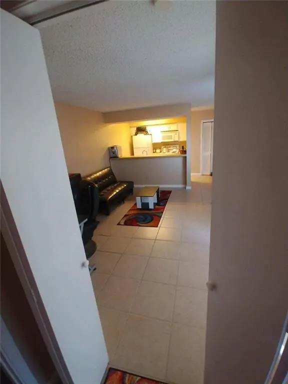 Condominium For Rent in Dallas County , 9811 Walnut Street 304, Dallas, Texas 75243, 1 Bedroom, 1 Bathroom, 1 Garage spaces, 535 Sqft, built in 1981, mls#21404647, Real Estate Agent in Dallas, Homes For Rent in Dallas county, Homes For Rent in Dallas, Realtor in Dallas Texas, Real Estate Brokerage Independent Realty Texas, Luminita Cordes Realtor