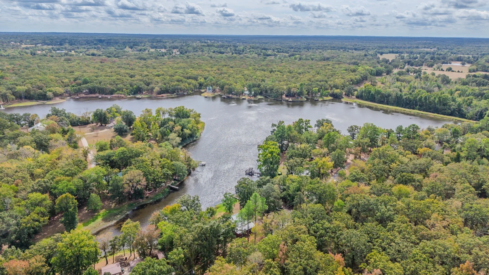 Single Family Residence For Sale in Wood County , 659 CR 1698, Alba, Texas 75410, 1 Bedroom, 1 Bathroom, Garage spaces, 1,348 Sqft, built in 1980, mls#21404093, Real Estate Agent in Alba, Homes For Sale in Wood county, Homes For Sale in Alba, Realtor in Alba Texas, Real Estate Brokerage Independent Realty Texas, Luminita Cordes Realtor