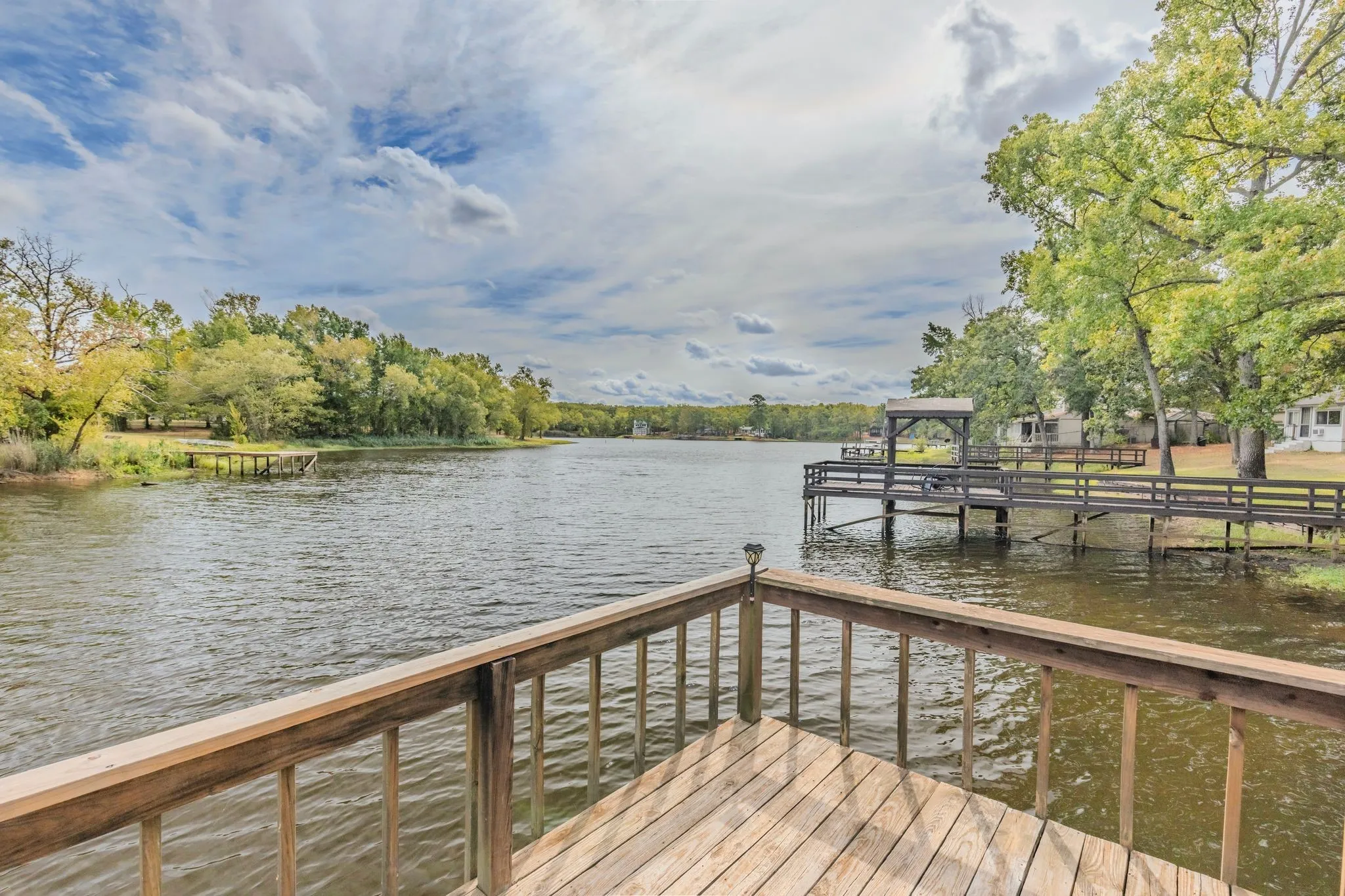Single Family Residence For Sale in Wood County , 659 CR 1698, Alba, Texas 75410, 1 Bedroom, 1 Bathroom, Garage spaces, 1,348 Sqft, built in 1980, mls#21404093, Real Estate Agent in Alba, Homes For Sale in Wood county, Homes For Sale in Alba, Realtor in Alba Texas, Real Estate Brokerage Independent Realty Texas, Luminita Cordes Realtor