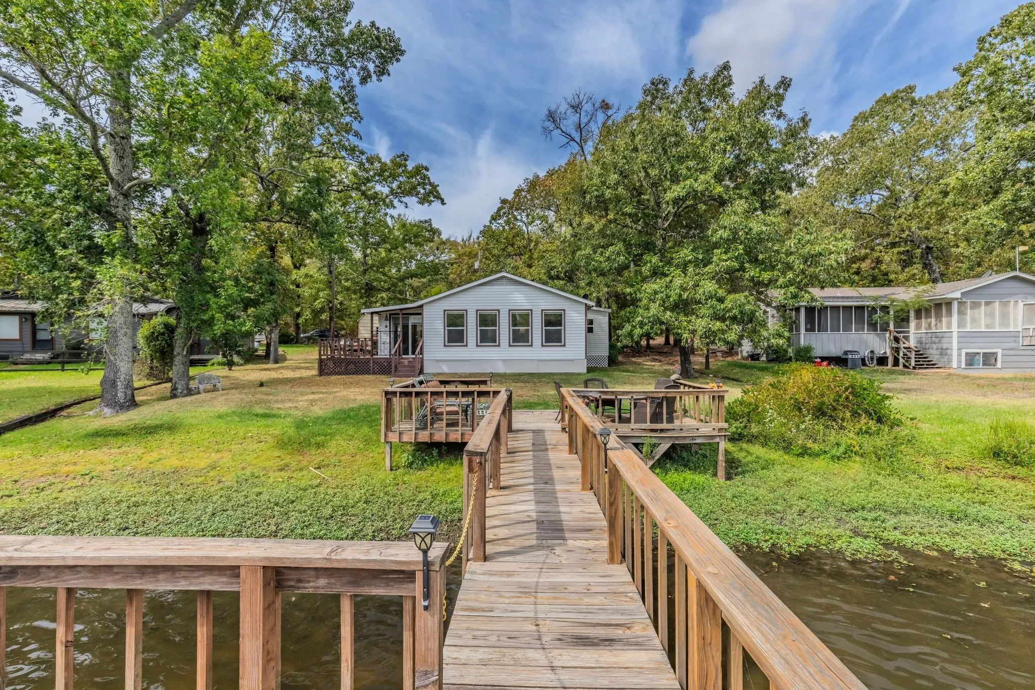 Single Family Residence For Sale in Wood County , 659 CR 1698, Alba, Texas 75410, 1 Bedroom, 1 Bathroom, Garage spaces, 1,348 Sqft, built in 1980, mls#21404093, Real Estate Agent in Alba, Homes For Sale in Wood county, Homes For Sale in Alba, Realtor in Alba Texas, Real Estate Brokerage Independent Realty Texas, Luminita Cordes Realtor