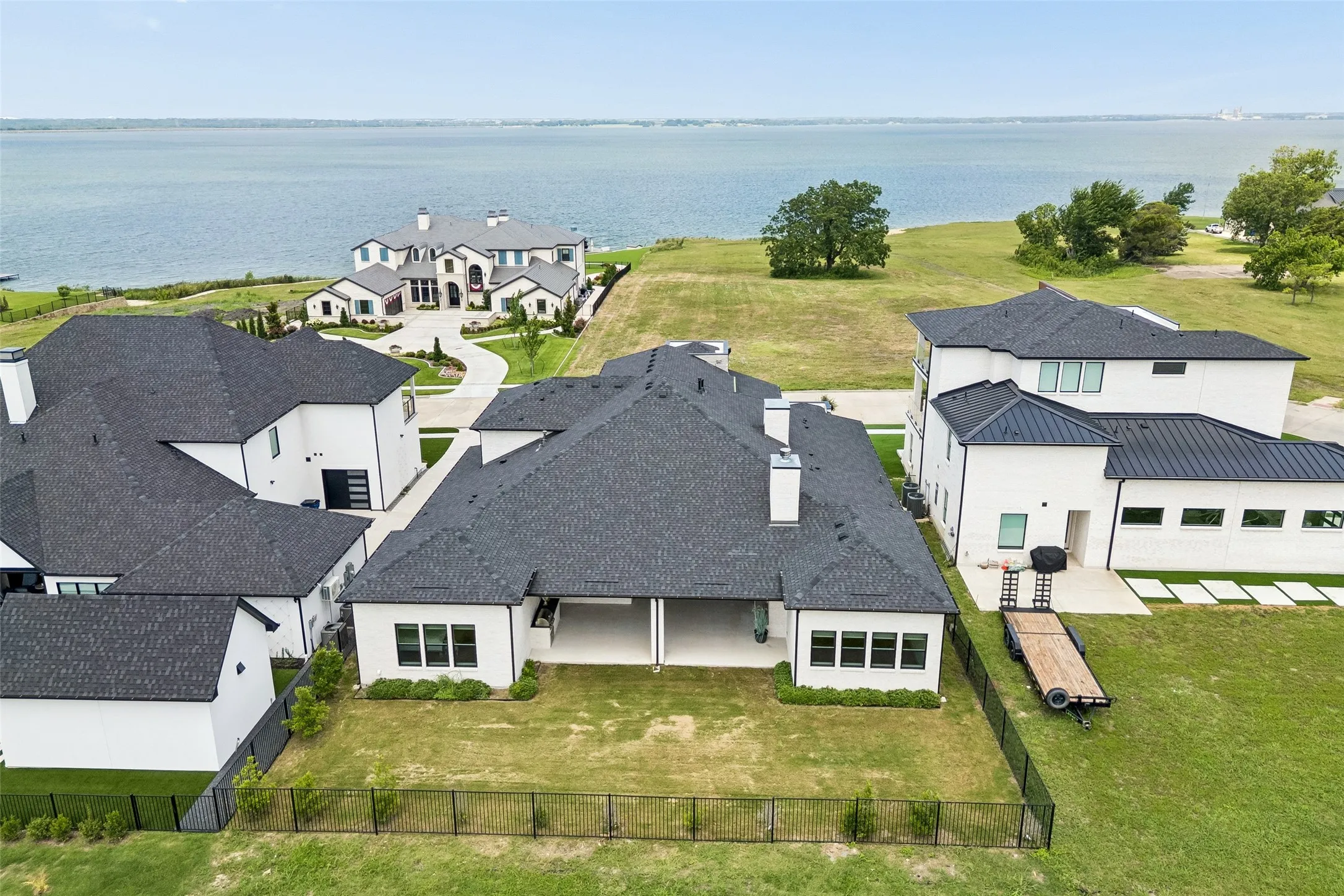 Single Family Residence For Sale in Rockwall County , 2027 Noe Boulevard, Heath, Texas 75126, 4 Bedroom, 5 Bathroom, 3 Garage spaces, 4,438 Sqft, built in 2022, mls#21401837, Real Estate Agent in Heath, Homes For Sale in Rockwall county, Homes For Sale in Heath, Realtor in Heath Texas, Real Estate Brokerage Independent Realty Texas, Luminita Cordes Realtor