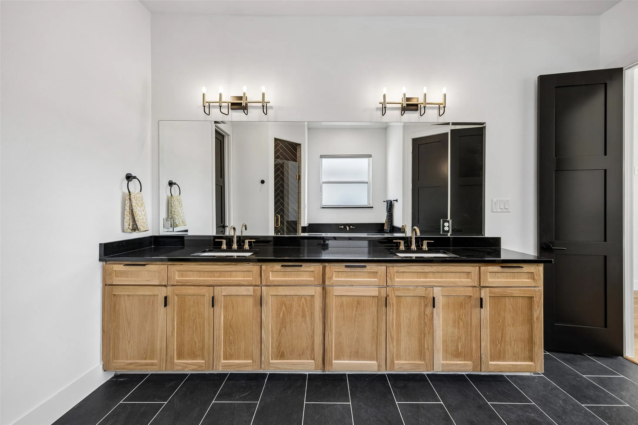 Bedroom Ensuite Bathroom