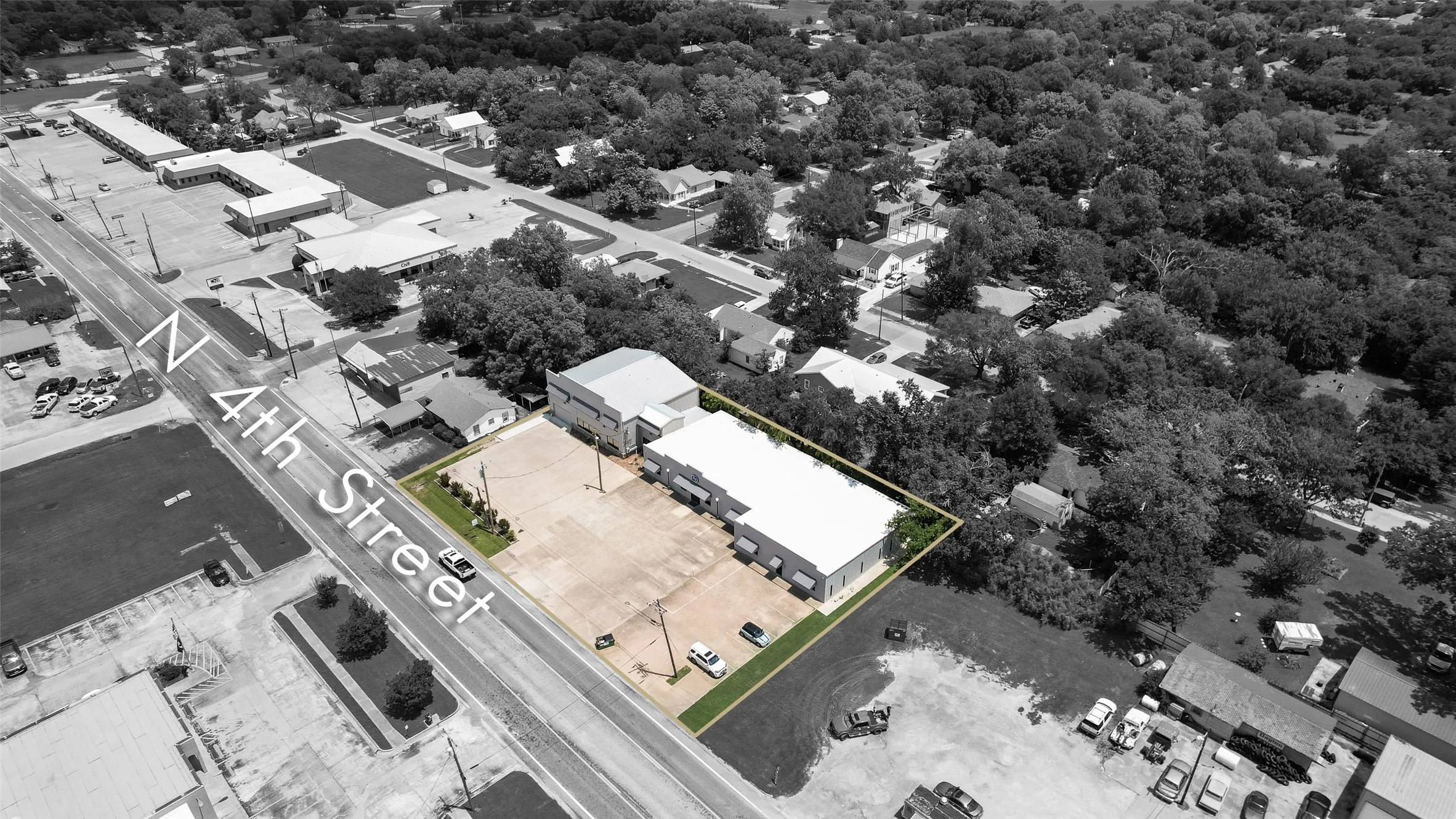Office For Sale in Van Zandt County , 400 N 4th Street, Wills Point, Texas 75169, 0, 0, Garage spaces, 0 Sqft, built in 1986, mls#21404798, Real Estate Agent in Wills Point, Homes For Sale in Van Zandt county, Homes For Sale in Wills Point, Realtor in Wills Point Texas, Real Estate Brokerage Independent Realty Texas, Luminita Cordes Realtor
