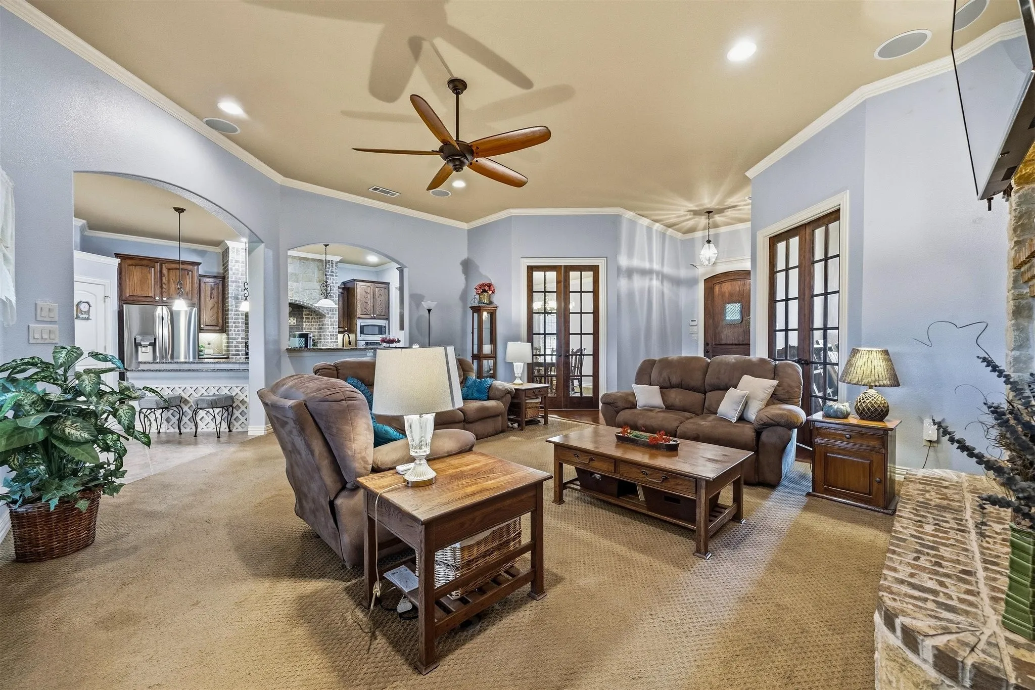 Single Family Residence For Sale in Kaufman County , 1066 Canyon Lake Road, Wills Point, Texas 75169, 5 Bedroom, 4 Bathroom, 3 Garage spaces, 3,355 Sqft, built in 2011, mls#21402680, Real Estate Agent in Wills Point, Homes For Sale in Kaufman county, Homes For Sale in Wills Point, Realtor in Wills Point Texas, Real Estate Brokerage Independent Realty Texas, Luminita Cordes Realtor