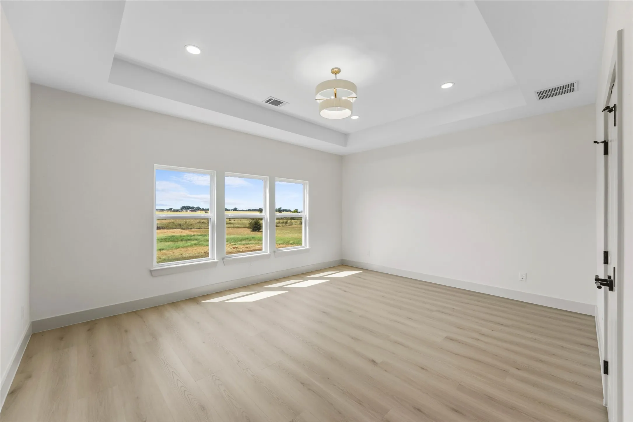 Single Family Residence For Sale in Grayson County , 1008 Dixie Estates Way, Whitesboro, Texas 76273, 4 Bedroom, 3 Bathroom, 2 Garage spaces, 2,535 Sqft, built in 2026, mls#21403323, Real Estate Agent in Whitesboro, Homes For Sale in Grayson county, Homes For Sale in Whitesboro, Realtor in Whitesboro Texas, Real Estate Brokerage Independent Realty Texas, Luminita Cordes Realtor