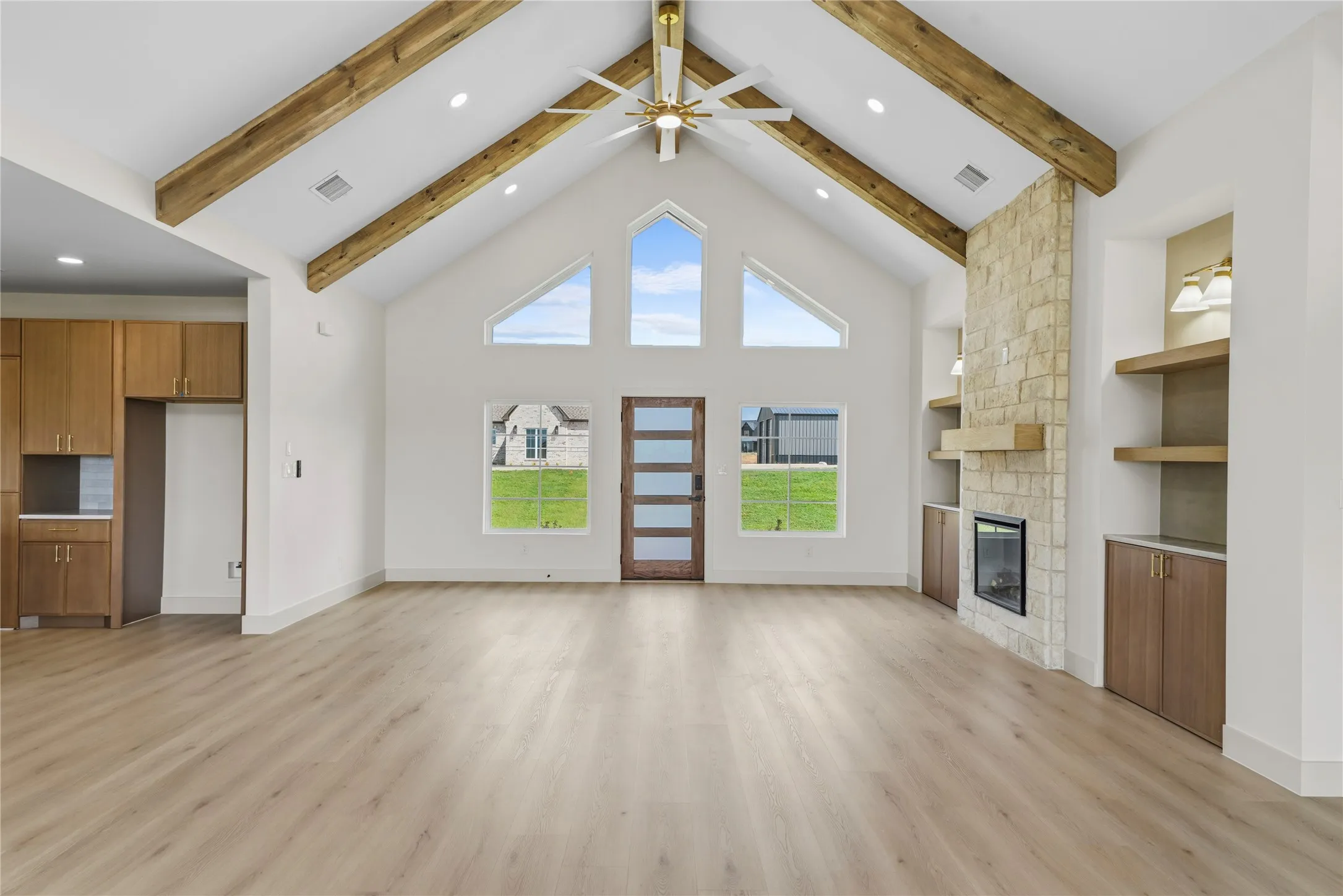 Single Family Residence For Sale in Grayson County , 1008 Dixie Estates Way, Whitesboro, Texas 76273, 4 Bedroom, 3 Bathroom, 2 Garage spaces, 2,535 Sqft, built in 2026, mls#21403323, Real Estate Agent in Whitesboro, Homes For Sale in Grayson county, Homes For Sale in Whitesboro, Realtor in Whitesboro Texas, Real Estate Brokerage Independent Realty Texas, Luminita Cordes Realtor