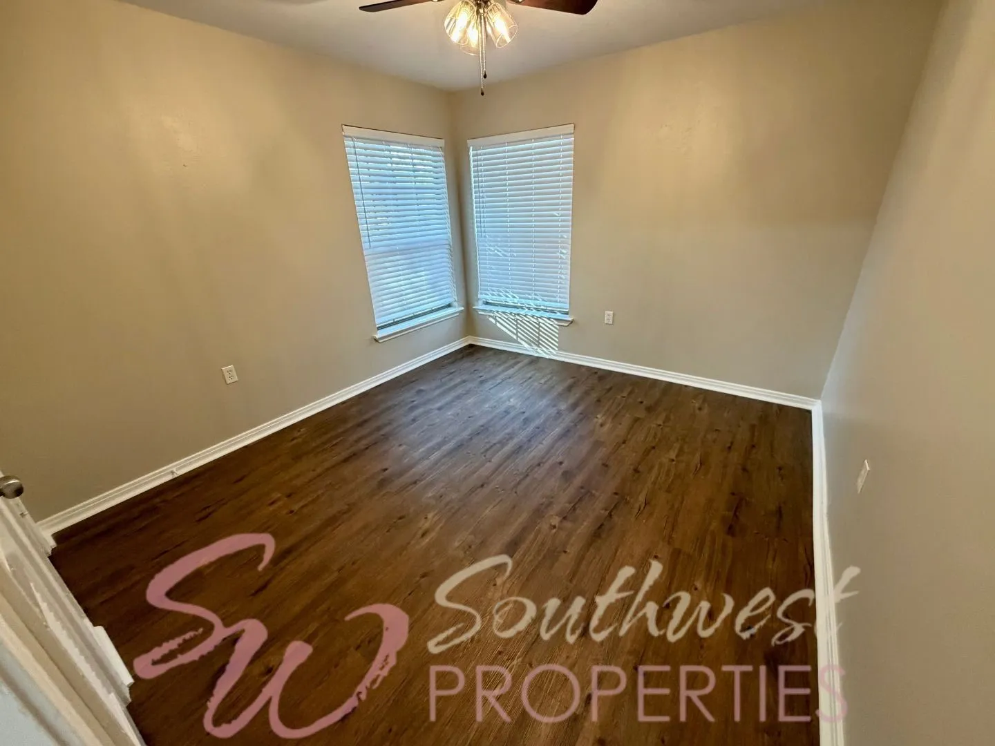 Single Family Residence For Rent in Erath County , 107 Greenview Drive, Stephenville, Texas 76401, 3 Bedroom, 1 Bathroom, Garage spaces, 1,253 Sqft, built in 1951, mls#21404826, Real Estate Agent in Stephenville, Homes For Rent in Erath county, Homes For Rent in Stephenville, Realtor in Stephenville Texas, Real Estate Brokerage Independent Realty Texas, Luminita Cordes Realtor