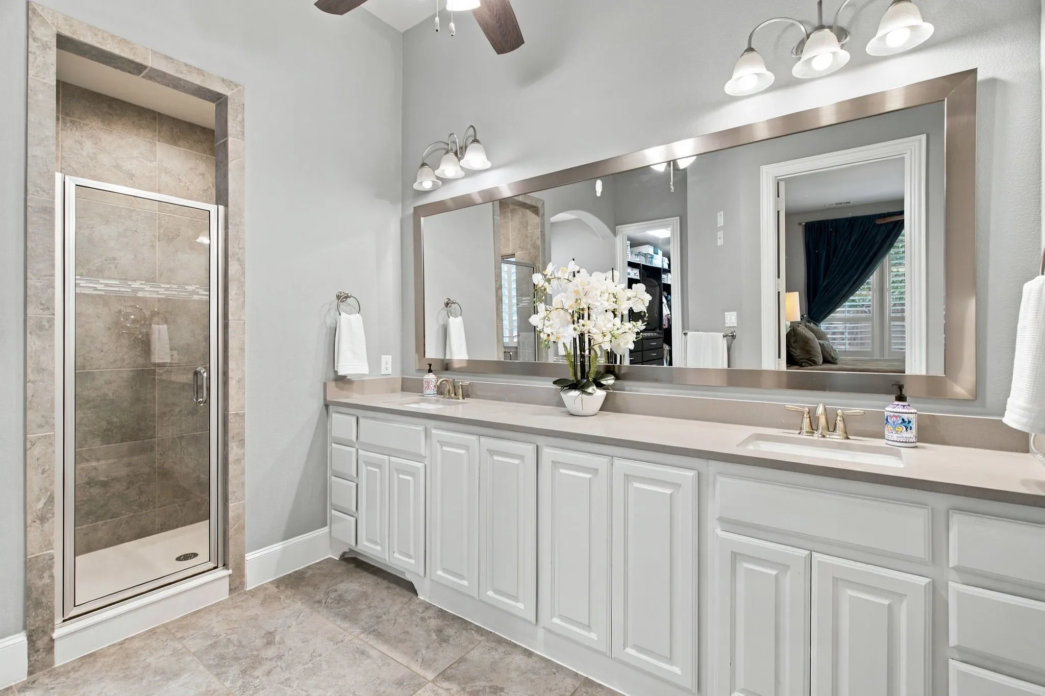 Single Family Residence For Sale in Denton County , 8508 Cholla Boulevard, Lantana, Texas 76226, 4 Bedroom, 4 Bathroom, 3 Garage spaces, 3,226 Sqft, built in 2016, mls#21404728, Real Estate Agent in Lantana, Homes For Sale in Denton county, Homes For Sale in Lantana, Realtor in Lantana Texas, Real Estate Brokerage Independent Realty Texas, Luminita Cordes Realtor