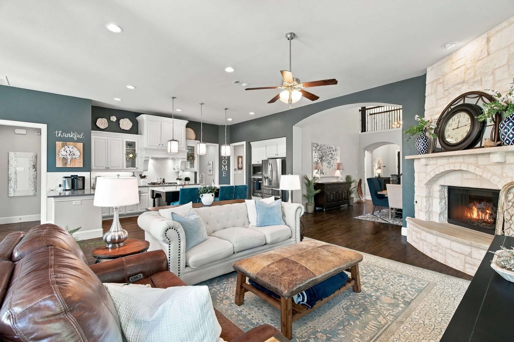Single Family Residence For Sale in Denton County , 8508 Cholla Boulevard, Lantana, Texas 76226, 4 Bedroom, 4 Bathroom, 3 Garage spaces, 3,226 Sqft, built in 2016, mls#21404728, Real Estate Agent in Lantana, Homes For Sale in Denton county, Homes For Sale in Lantana, Realtor in Lantana Texas, Real Estate Brokerage Independent Realty Texas, Luminita Cordes Realtor