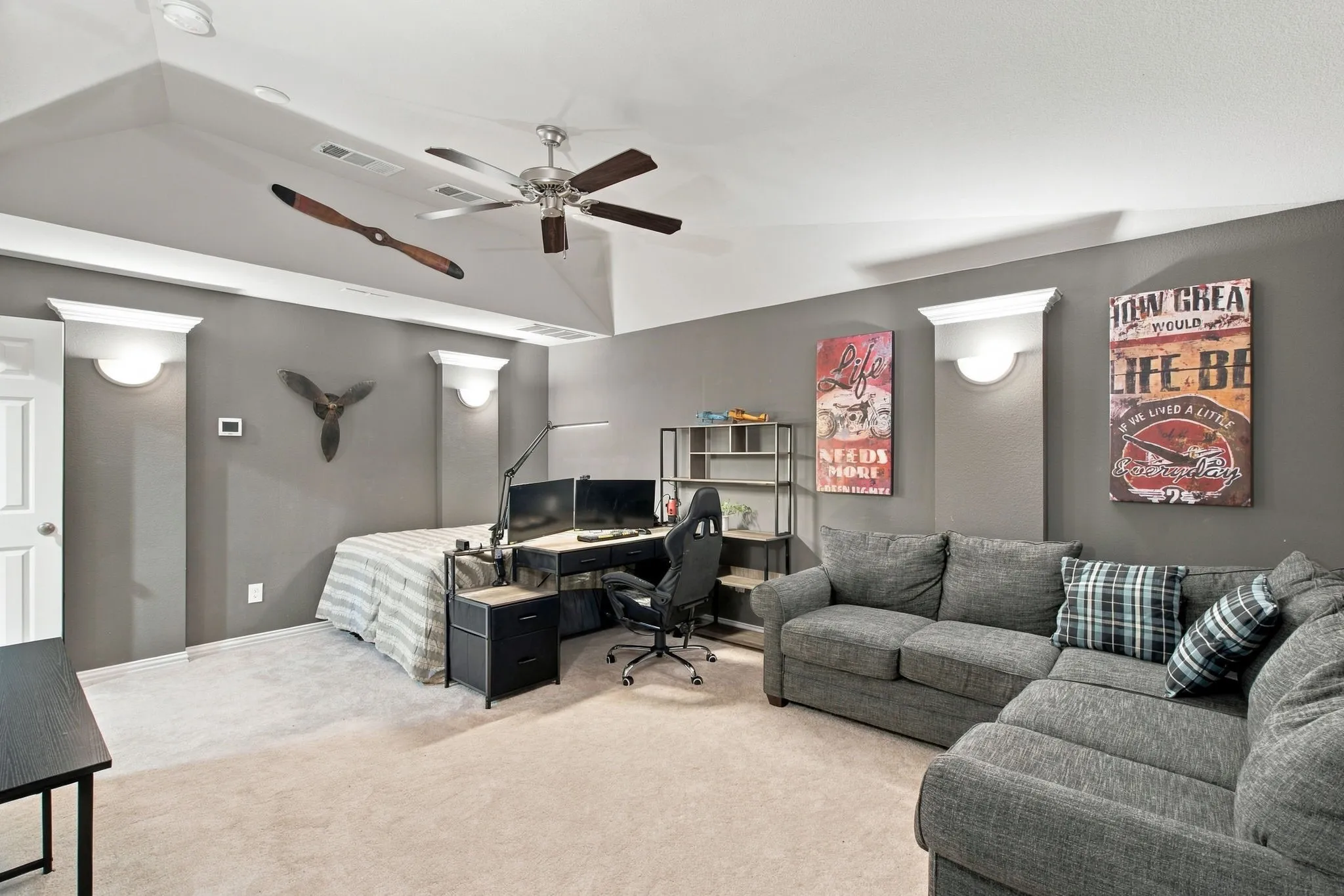 Single Family Residence For Sale in Denton County , 8508 Cholla Boulevard, Lantana, Texas 76226, 4 Bedroom, 4 Bathroom, 3 Garage spaces, 3,226 Sqft, built in 2016, mls#21404728, Real Estate Agent in Lantana, Homes For Sale in Denton county, Homes For Sale in Lantana, Realtor in Lantana Texas, Real Estate Brokerage Independent Realty Texas, Luminita Cordes Realtor