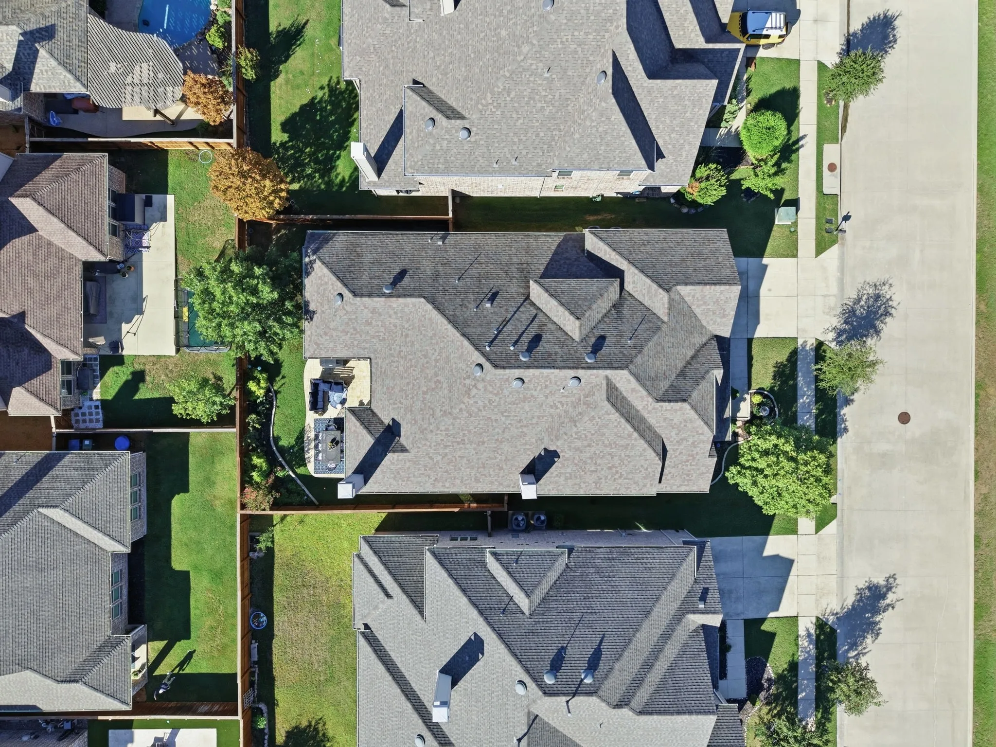 Single Family Residence For Sale in Denton County , 8508 Cholla Boulevard, Lantana, Texas 76226, 4 Bedroom, 4 Bathroom, 3 Garage spaces, 3,226 Sqft, built in 2016, mls#21404728, Real Estate Agent in Lantana, Homes For Sale in Denton county, Homes For Sale in Lantana, Realtor in Lantana Texas, Real Estate Brokerage Independent Realty Texas, Luminita Cordes Realtor