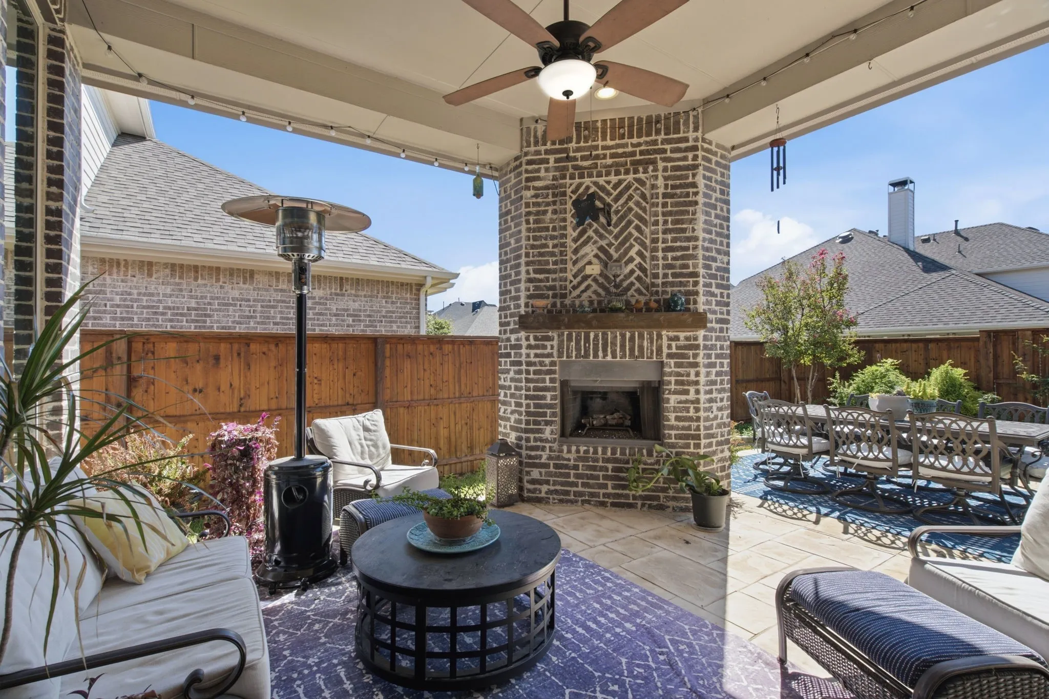 Single Family Residence For Sale in Denton County , 8508 Cholla Boulevard, Lantana, Texas 76226, 4 Bedroom, 4 Bathroom, 3 Garage spaces, 3,226 Sqft, built in 2016, mls#21404728, Real Estate Agent in Lantana, Homes For Sale in Denton county, Homes For Sale in Lantana, Realtor in Lantana Texas, Real Estate Brokerage Independent Realty Texas, Luminita Cordes Realtor