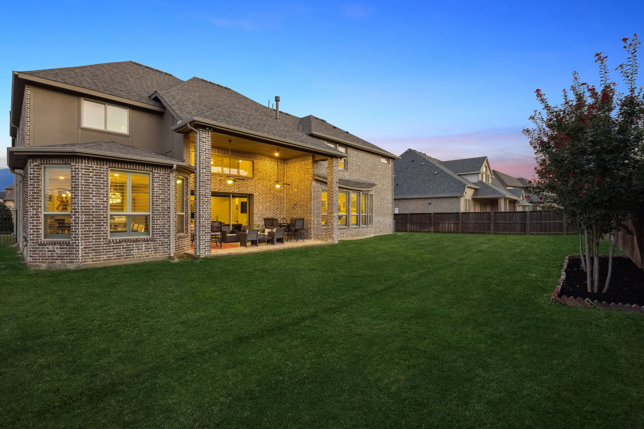 Single Family Residence For Rent in Tarrant County , 920 Rhone Lane, Southlake, Texas 76092, 5 Bedroom, 7 Bathroom, 3 Garage spaces, 5,485 Sqft, built in 2016, mls#21404844, Real Estate Agent in Southlake, Homes For Rent in Tarrant county, Homes For Rent in Southlake, Realtor in Southlake Texas, Real Estate Brokerage Independent Realty Texas, Luminita Cordes Realtor