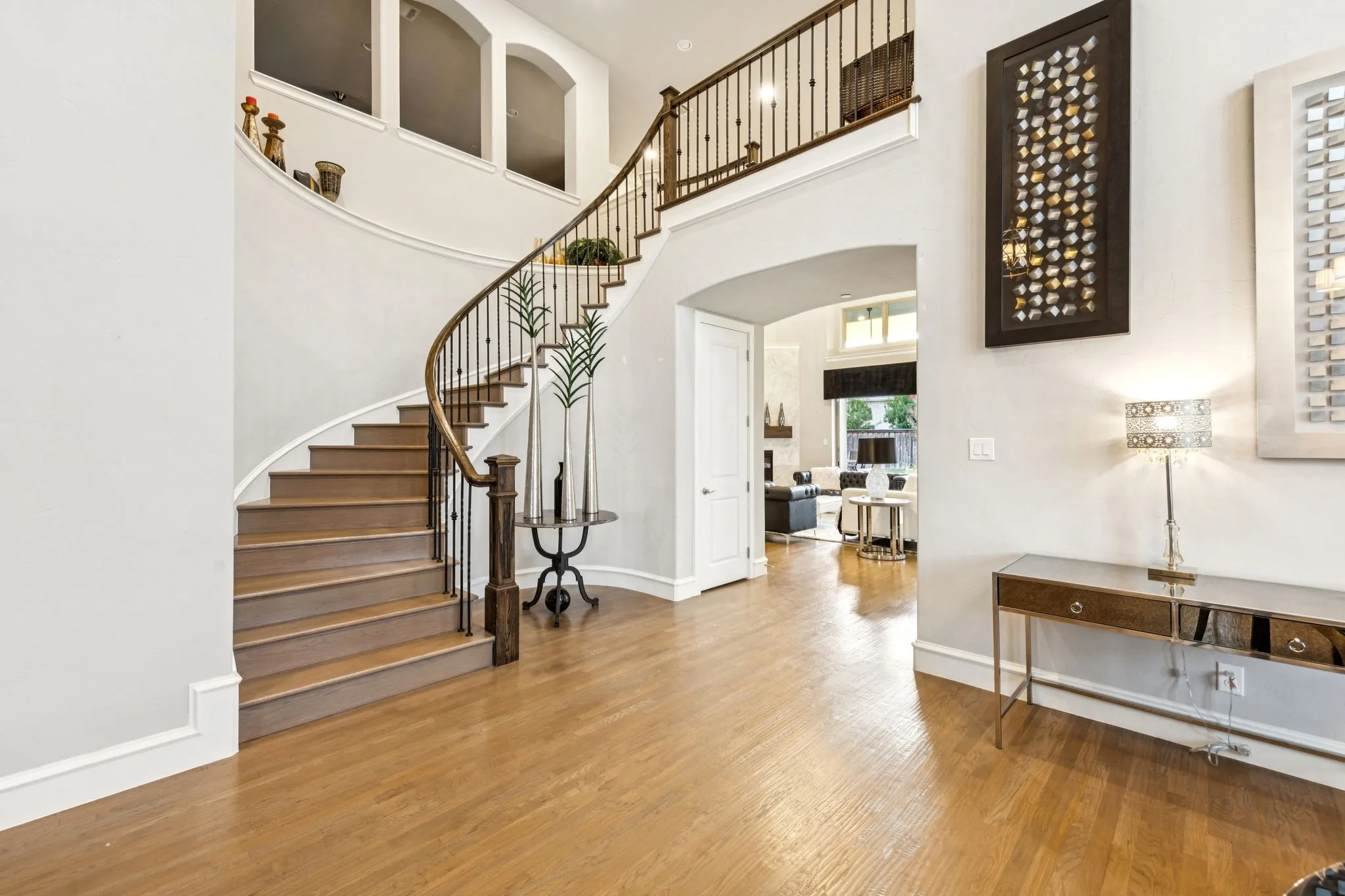 Single Family Residence For Rent in Tarrant County , 920 Rhone Lane, Southlake, Texas 76092, 5 Bedroom, 7 Bathroom, 3 Garage spaces, 5,485 Sqft, built in 2016, mls#21404844, Real Estate Agent in Southlake, Homes For Rent in Tarrant county, Homes For Rent in Southlake, Realtor in Southlake Texas, Real Estate Brokerage Independent Realty Texas, Luminita Cordes Realtor