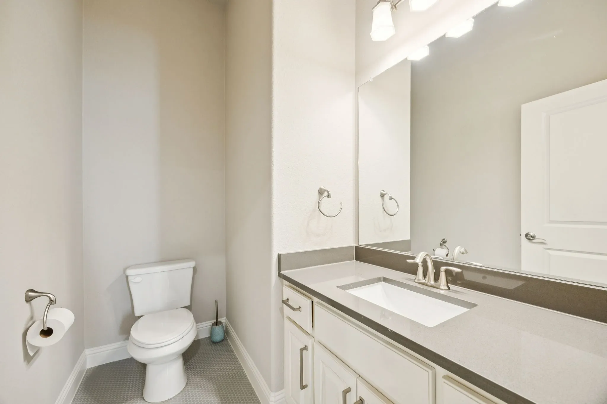 Single Family Residence For Rent in Tarrant County , 920 Rhone Lane, Southlake, Texas 76092, 5 Bedroom, 7 Bathroom, 3 Garage spaces, 5,485 Sqft, built in 2016, mls#21404844, Real Estate Agent in Southlake, Homes For Rent in Tarrant county, Homes For Rent in Southlake, Realtor in Southlake Texas, Real Estate Brokerage Independent Realty Texas, Luminita Cordes Realtor
