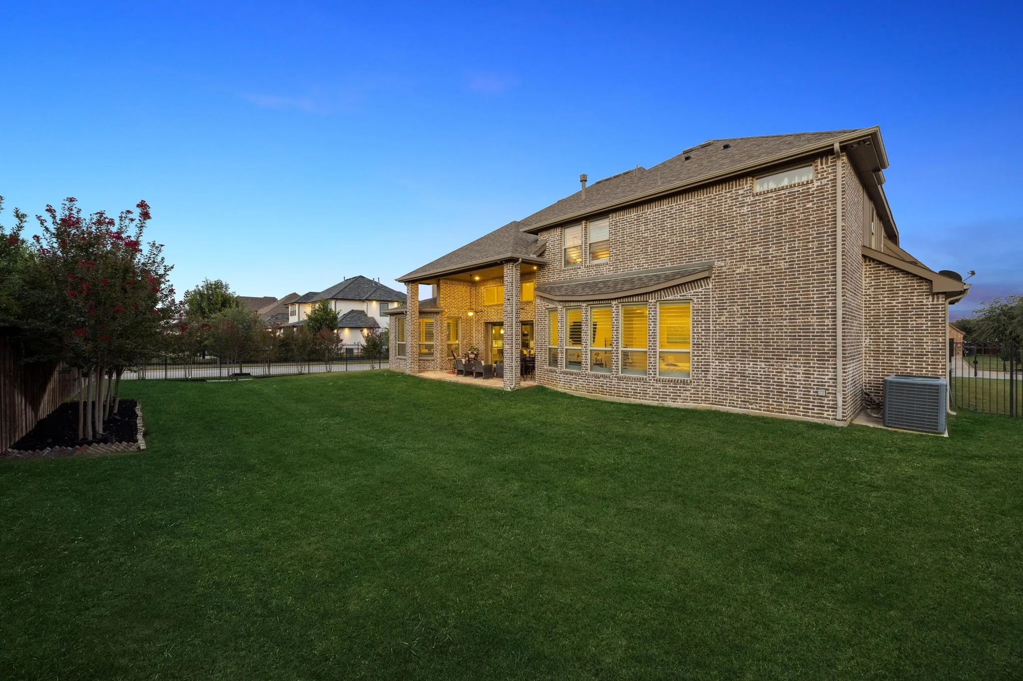 Single Family Residence For Rent in Tarrant County , 920 Rhone Lane, Southlake, Texas 76092, 5 Bedroom, 7 Bathroom, 3 Garage spaces, 5,485 Sqft, built in 2016, mls#21404844, Real Estate Agent in Southlake, Homes For Rent in Tarrant county, Homes For Rent in Southlake, Realtor in Southlake Texas, Real Estate Brokerage Independent Realty Texas, Luminita Cordes Realtor