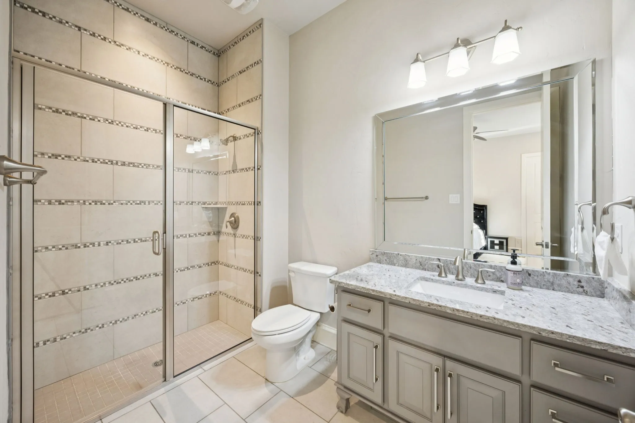 Single Family Residence For Rent in Tarrant County , 920 Rhone Lane, Southlake, Texas 76092, 5 Bedroom, 7 Bathroom, 3 Garage spaces, 5,485 Sqft, built in 2016, mls#21404844, Real Estate Agent in Southlake, Homes For Rent in Tarrant county, Homes For Rent in Southlake, Realtor in Southlake Texas, Real Estate Brokerage Independent Realty Texas, Luminita Cordes Realtor