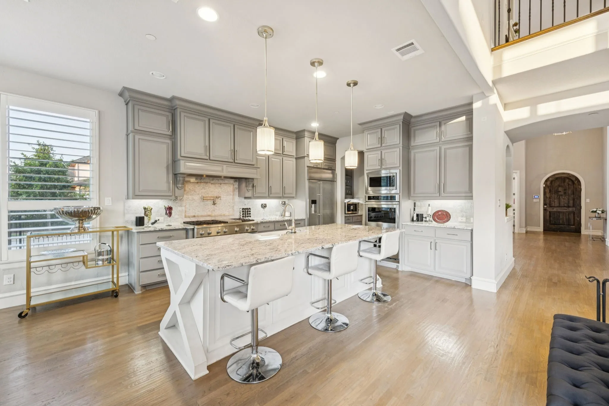 Single Family Residence For Rent in Tarrant County , 920 Rhone Lane, Southlake, Texas 76092, 5 Bedroom, 7 Bathroom, 3 Garage spaces, 5,485 Sqft, built in 2016, mls#21404844, Real Estate Agent in Southlake, Homes For Rent in Tarrant county, Homes For Rent in Southlake, Realtor in Southlake Texas, Real Estate Brokerage Independent Realty Texas, Luminita Cordes Realtor