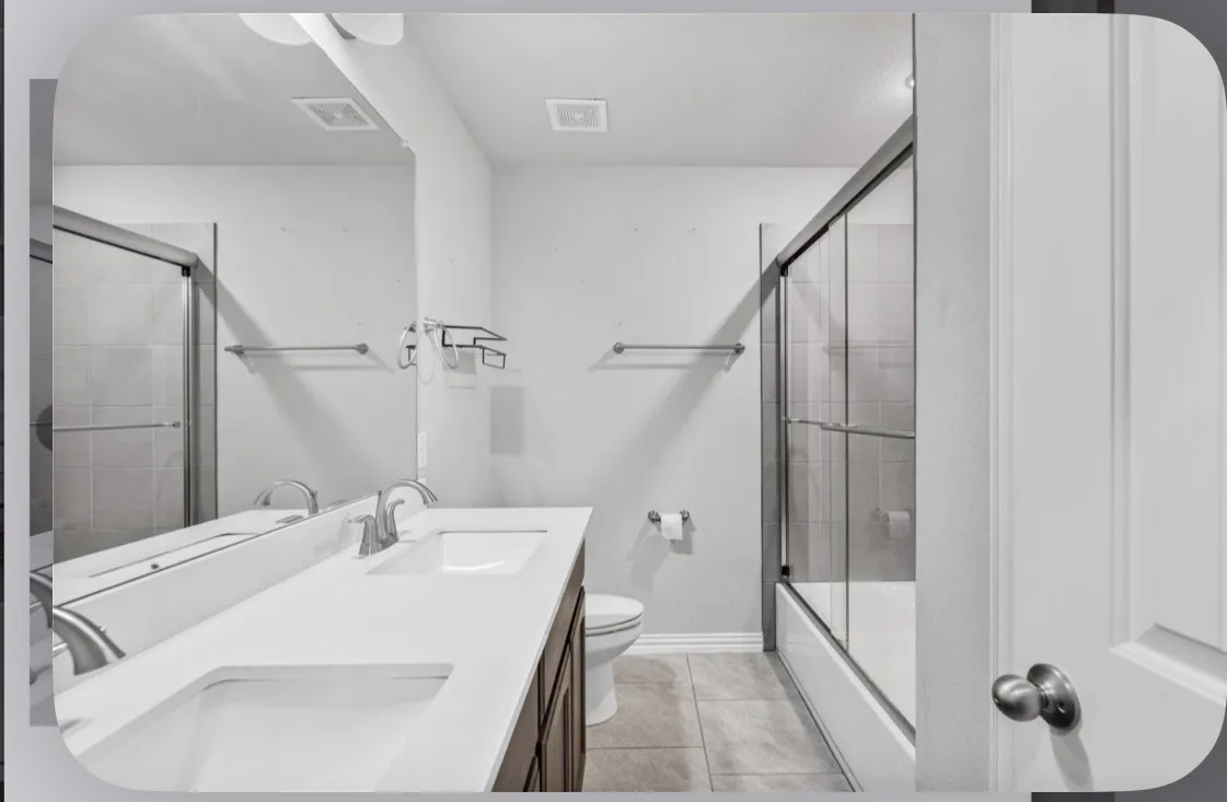 Single Family Residence For Sale in Grayson County , 4704 Cormorant Drive, Sherman, Texas 75092, 4 Bedroom, 3 Bathroom, 2 Garage spaces, 2,590 Sqft, built in 2020, mls#21404845, Real Estate Agent in Sherman, Homes For Sale in Grayson county, Homes For Sale in Sherman, Realtor in Sherman Texas, Real Estate Brokerage Independent Realty Texas, Luminita Cordes Realtor