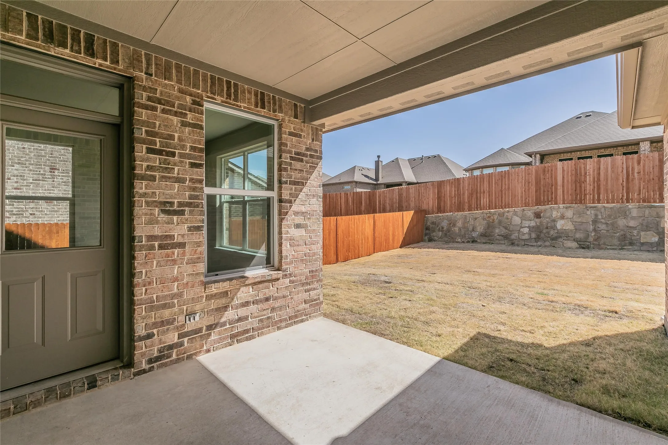 Single Family Residence For Rent in Parker County , 15061 Ted Trail, Aledo, Texas 76008, 4 Bedroom, 2 Bathroom, 2 Garage spaces, 1,939 Sqft, built in 2022, mls#21404847, Real Estate Agent in Aledo, Homes For Rent in Parker county, Homes For Rent in Aledo, Realtor in Aledo Texas, Real Estate Brokerage Independent Realty Texas, Luminita Cordes Realtor