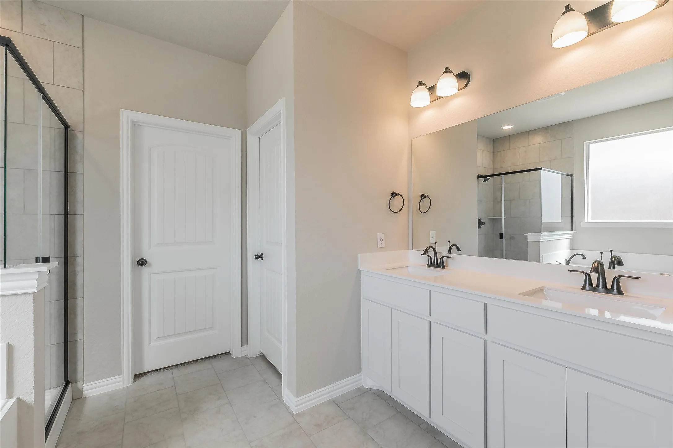 Single Family Residence For Rent in Parker County , 15061 Ted Trail, Aledo, Texas 76008, 4 Bedroom, 2 Bathroom, 2 Garage spaces, 1,939 Sqft, built in 2022, mls#21404847, Real Estate Agent in Aledo, Homes For Rent in Parker county, Homes For Rent in Aledo, Realtor in Aledo Texas, Real Estate Brokerage Independent Realty Texas, Luminita Cordes Realtor