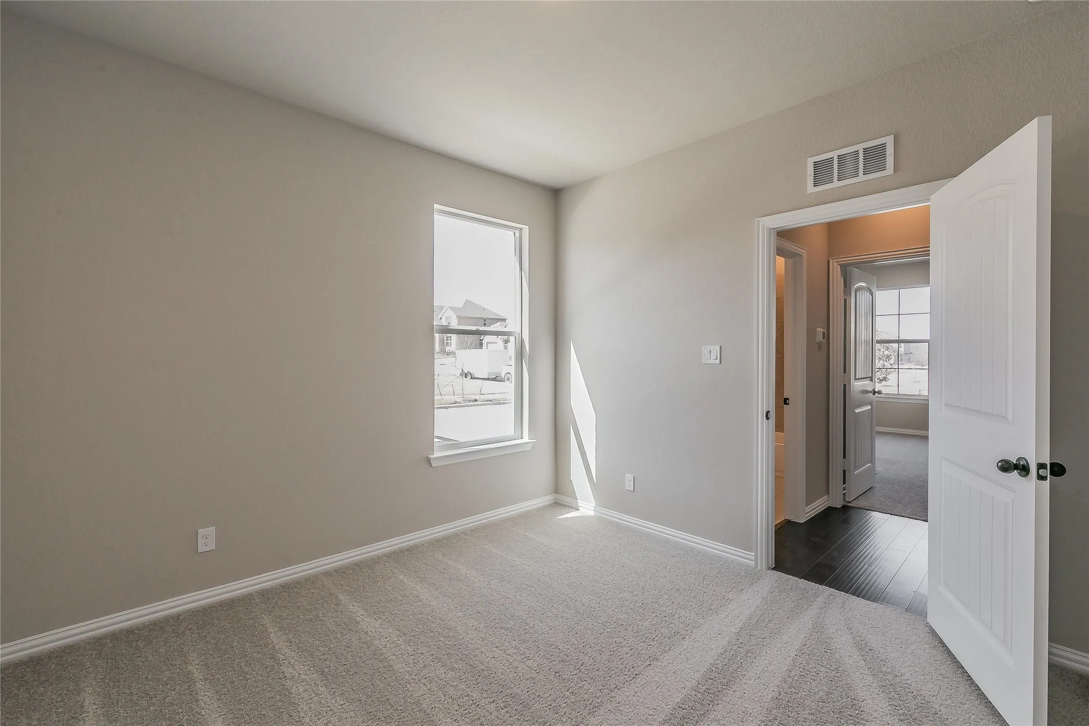 Single Family Residence For Rent in Parker County , 15061 Ted Trail, Aledo, Texas 76008, 4 Bedroom, 2 Bathroom, 2 Garage spaces, 1,939 Sqft, built in 2022, mls#21404847, Real Estate Agent in Aledo, Homes For Rent in Parker county, Homes For Rent in Aledo, Realtor in Aledo Texas, Real Estate Brokerage Independent Realty Texas, Luminita Cordes Realtor