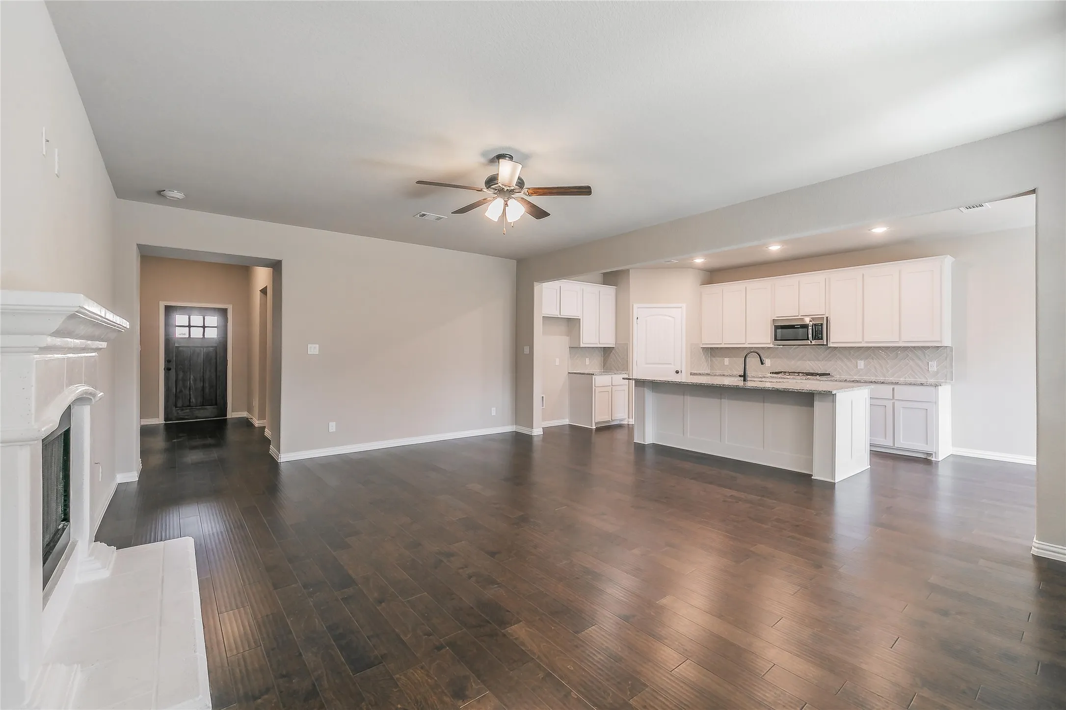 Single Family Residence For Rent in Parker County , 15061 Ted Trail, Aledo, Texas 76008, 4 Bedroom, 2 Bathroom, 2 Garage spaces, 1,939 Sqft, built in 2022, mls#21404847, Real Estate Agent in Aledo, Homes For Rent in Parker county, Homes For Rent in Aledo, Realtor in Aledo Texas, Real Estate Brokerage Independent Realty Texas, Luminita Cordes Realtor