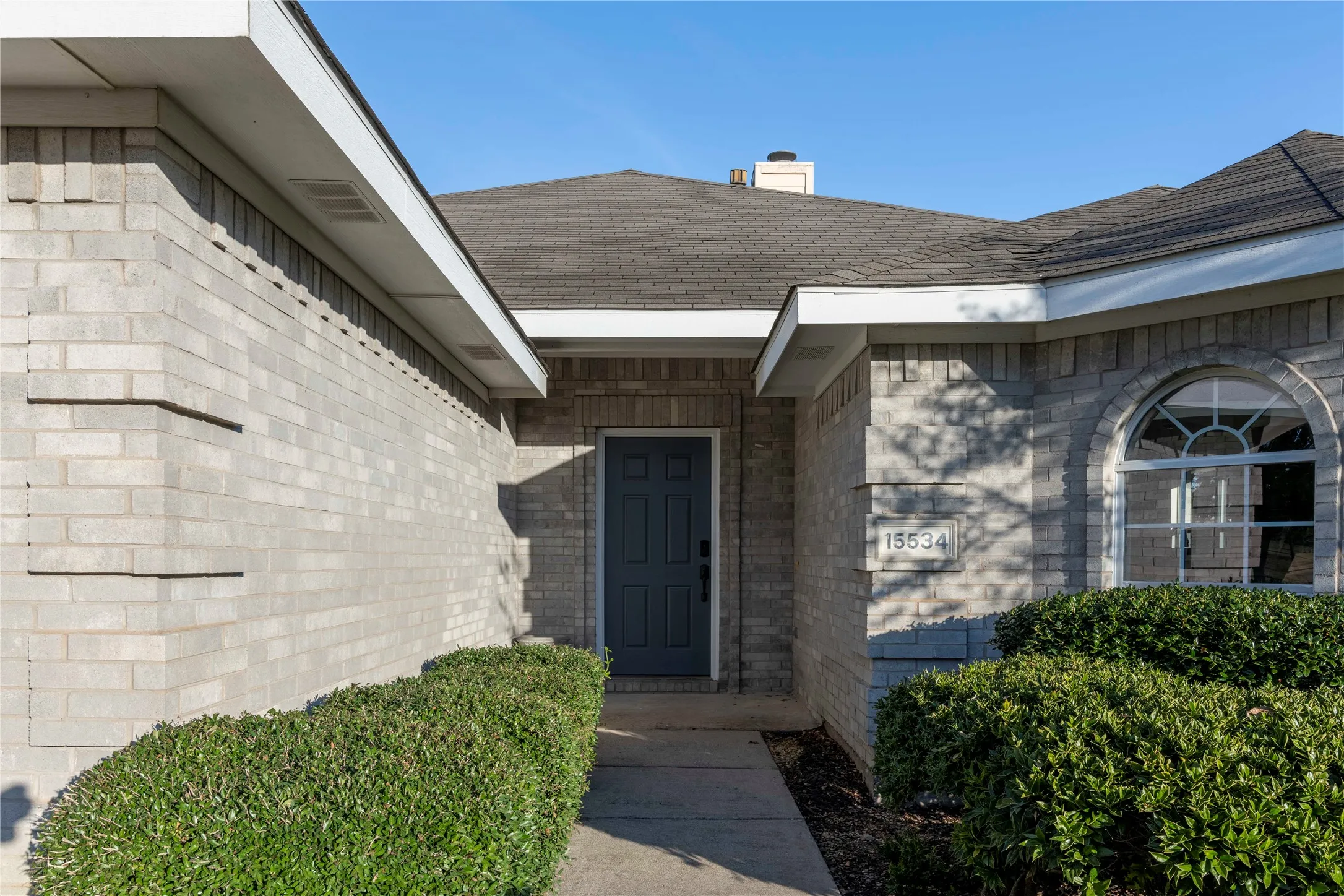 Single Family Residence For Rent in Collin County , 15534 Durango Drive, Frisco, Texas 75035, 3 Bedroom, 2 Bathroom, 2 Garage spaces, 1,825 Sqft, built in 2002, mls#21404687, Real Estate Agent in Frisco, Homes For Rent in Collin county, Homes For Rent in Frisco, Realtor in Frisco Texas, Real Estate Brokerage Independent Realty Texas, Luminita Cordes Realtor