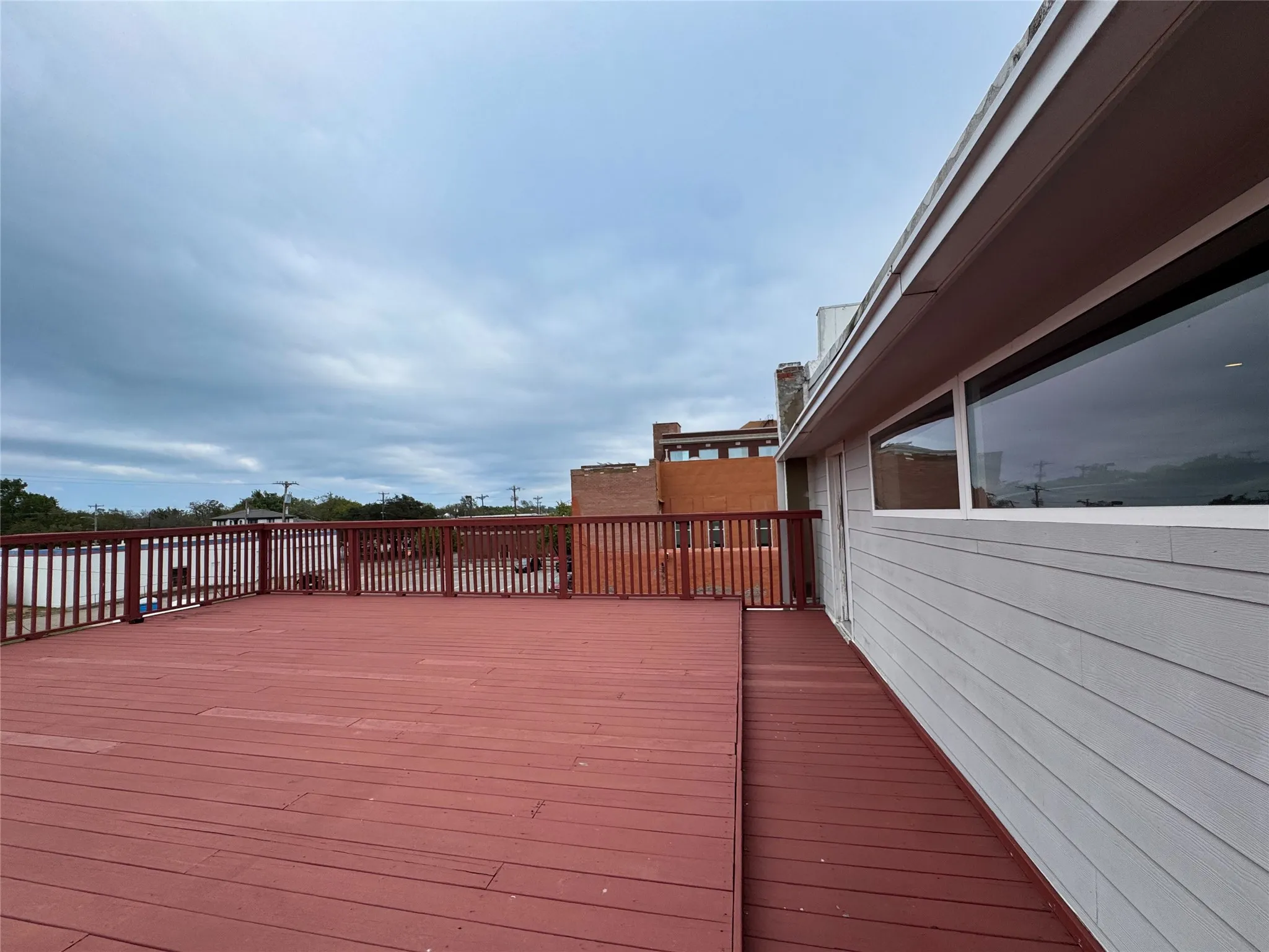 Apartment For Rent in Hunt County , 2816 Lee Street C, Greenville, Texas 75401, 2 Bedroom, 2 Bathroom, Garage spaces, 1,400 Sqft, built in 1930, mls#21404831, Real Estate Agent in Greenville, Homes For Rent in Hunt county, Homes For Rent in Greenville, Realtor in Greenville Texas, Real Estate Brokerage Independent Realty Texas, Luminita Cordes Realtor