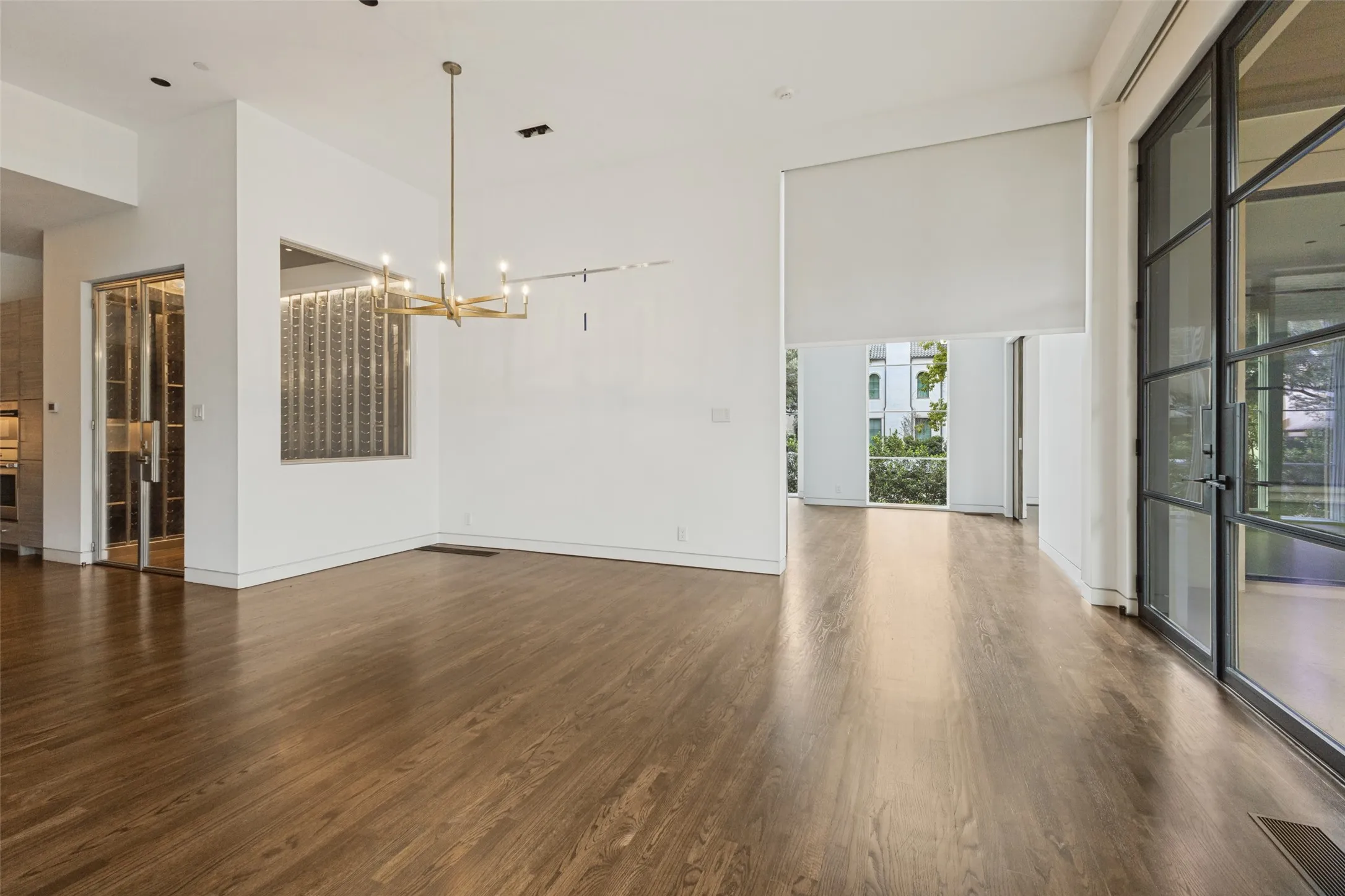 Single Family Residence For Rent in Dallas County , 4352 Fairfax Avenue, Highland Park, Texas 75205, 5 Bedroom, 7 Bathroom, 2 Garage spaces, 6,106 Sqft, built in 2016, mls#21402101, Real Estate Agent in Highland Park, Homes For Rent in Dallas county, Homes For Rent in Highland Park, Realtor in Highland Park Texas, Real Estate Brokerage Independent Realty Texas, Luminita Cordes Realtor