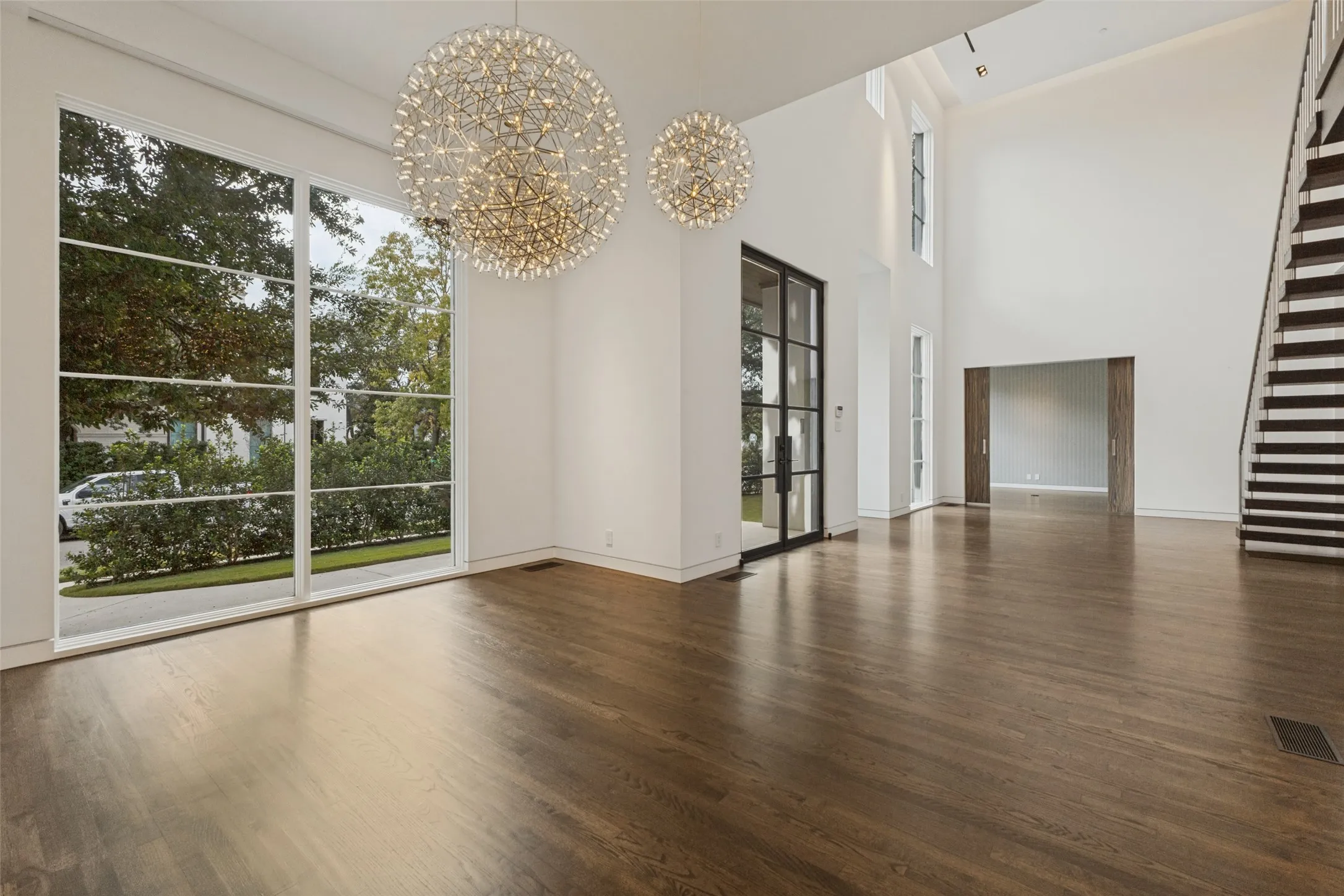 Single Family Residence For Rent in Dallas County , 4352 Fairfax Avenue, Highland Park, Texas 75205, 5 Bedroom, 7 Bathroom, 2 Garage spaces, 6,106 Sqft, built in 2016, mls#21402101, Real Estate Agent in Highland Park, Homes For Rent in Dallas county, Homes For Rent in Highland Park, Realtor in Highland Park Texas, Real Estate Brokerage Independent Realty Texas, Luminita Cordes Realtor