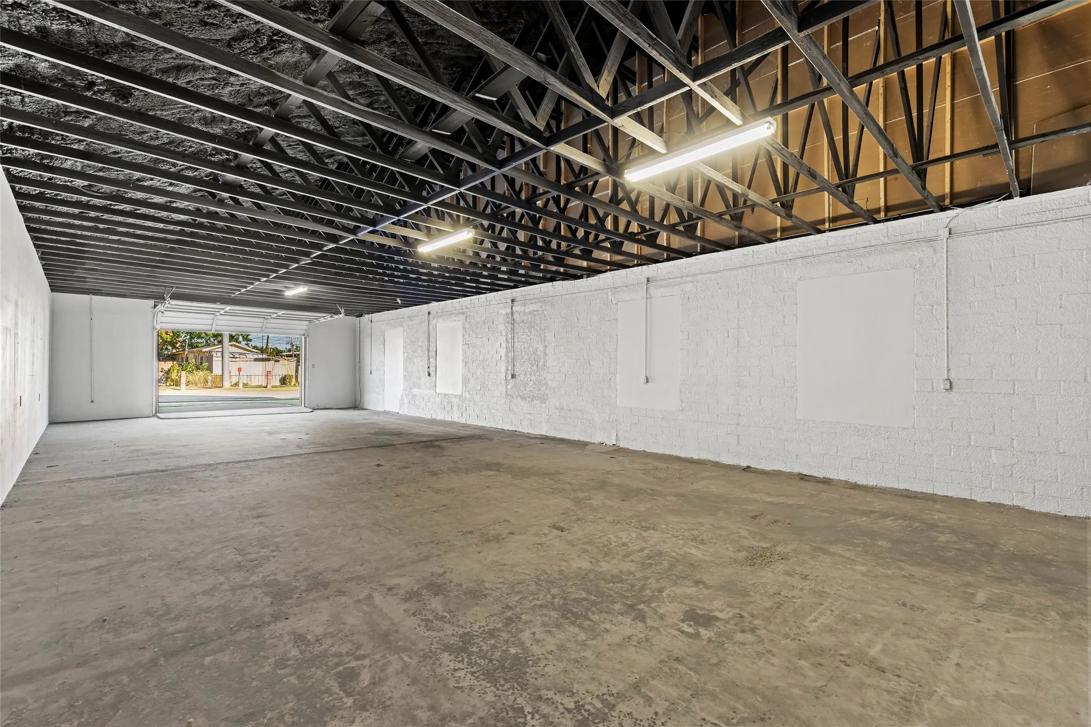 Industrial For Sale in Denton County , 537 S Kealy Avenue, Lewisville, Texas 75057, 0, 0, Garage spaces, 0 Sqft, built in 1958, mls#21404853, Real Estate Agent in Lewisville, Homes For Sale in Denton county, Homes For Sale in Lewisville, Realtor in Lewisville Texas, Real Estate Brokerage Independent Realty Texas, Luminita Cordes Realtor
