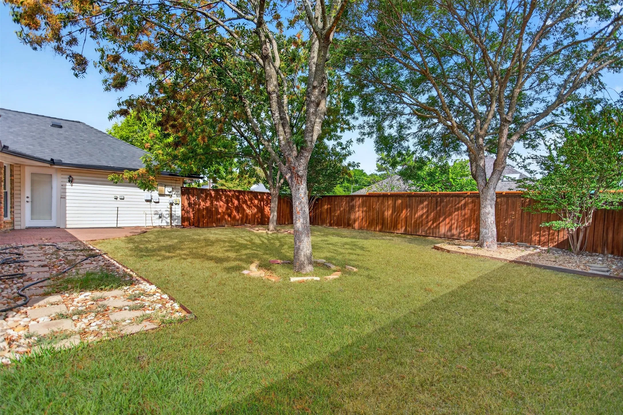 Spacious yard