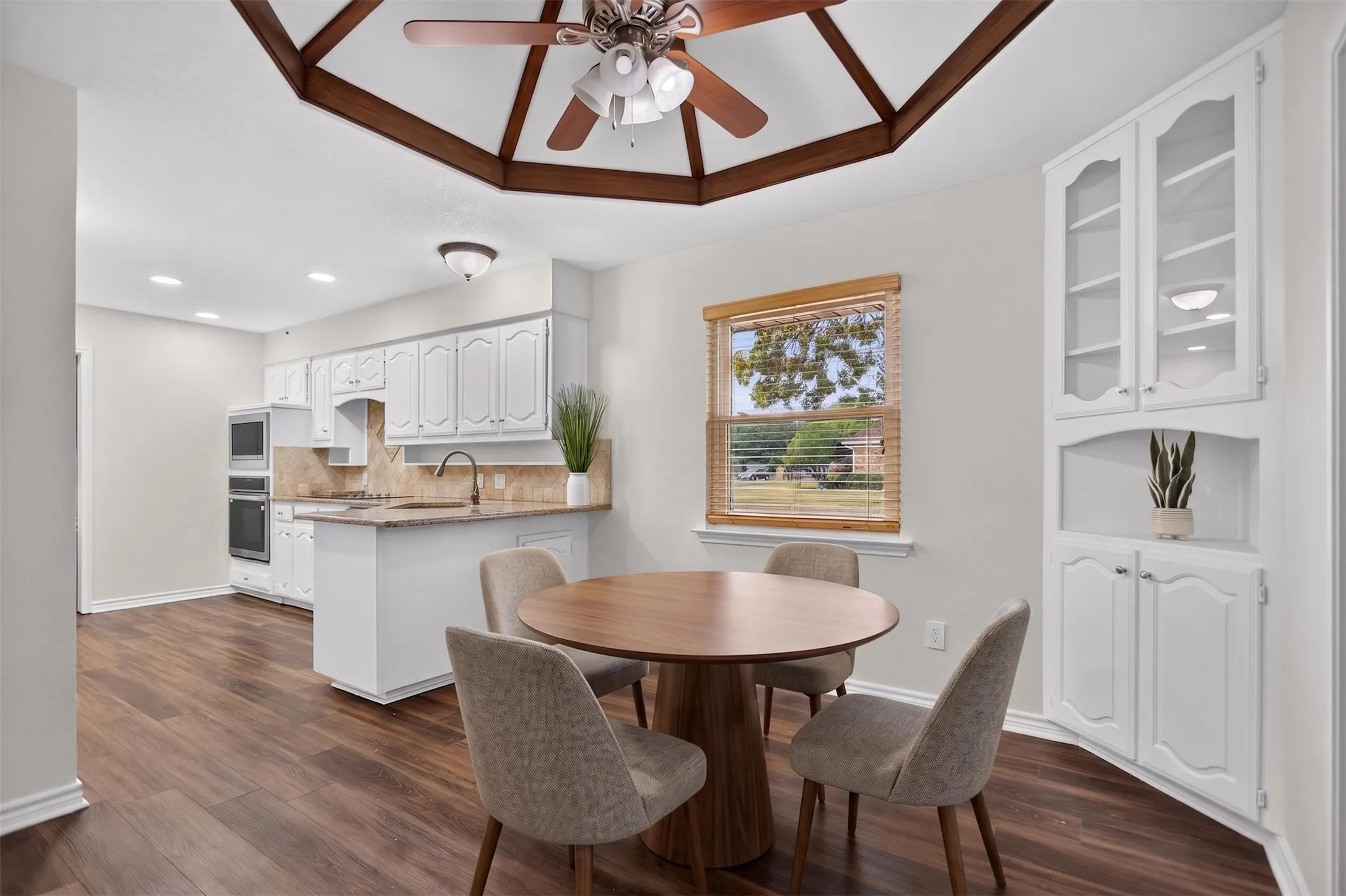 Breakfast area staged