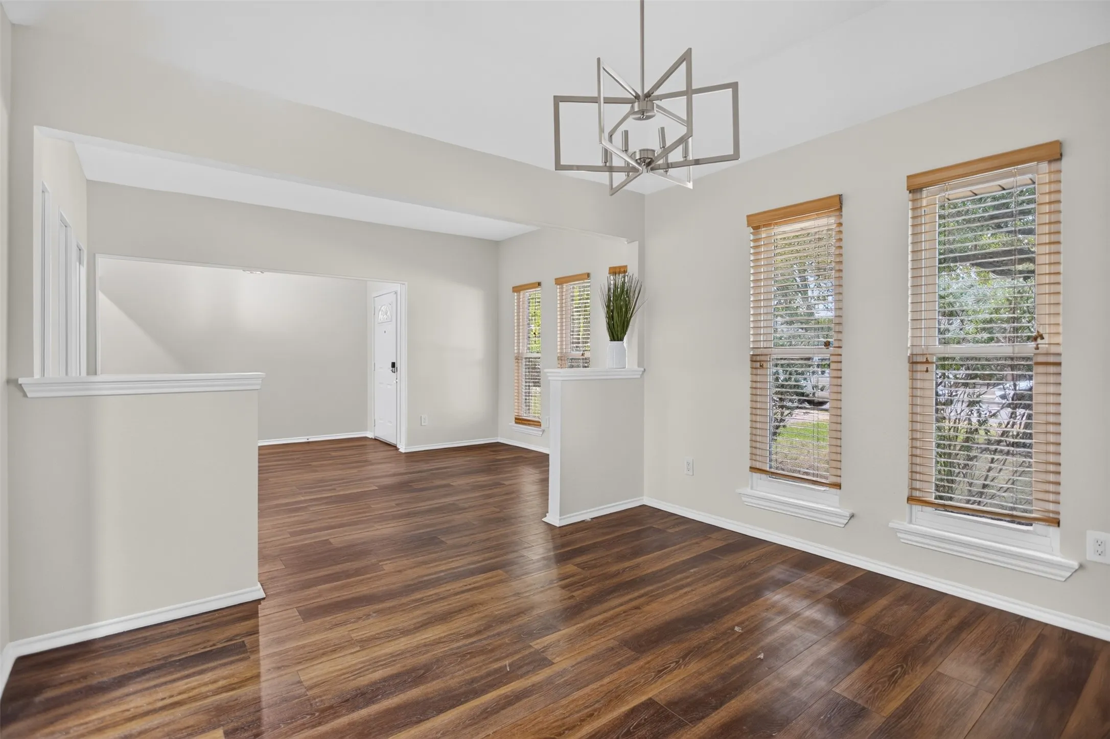 Formal dining with view to the entry