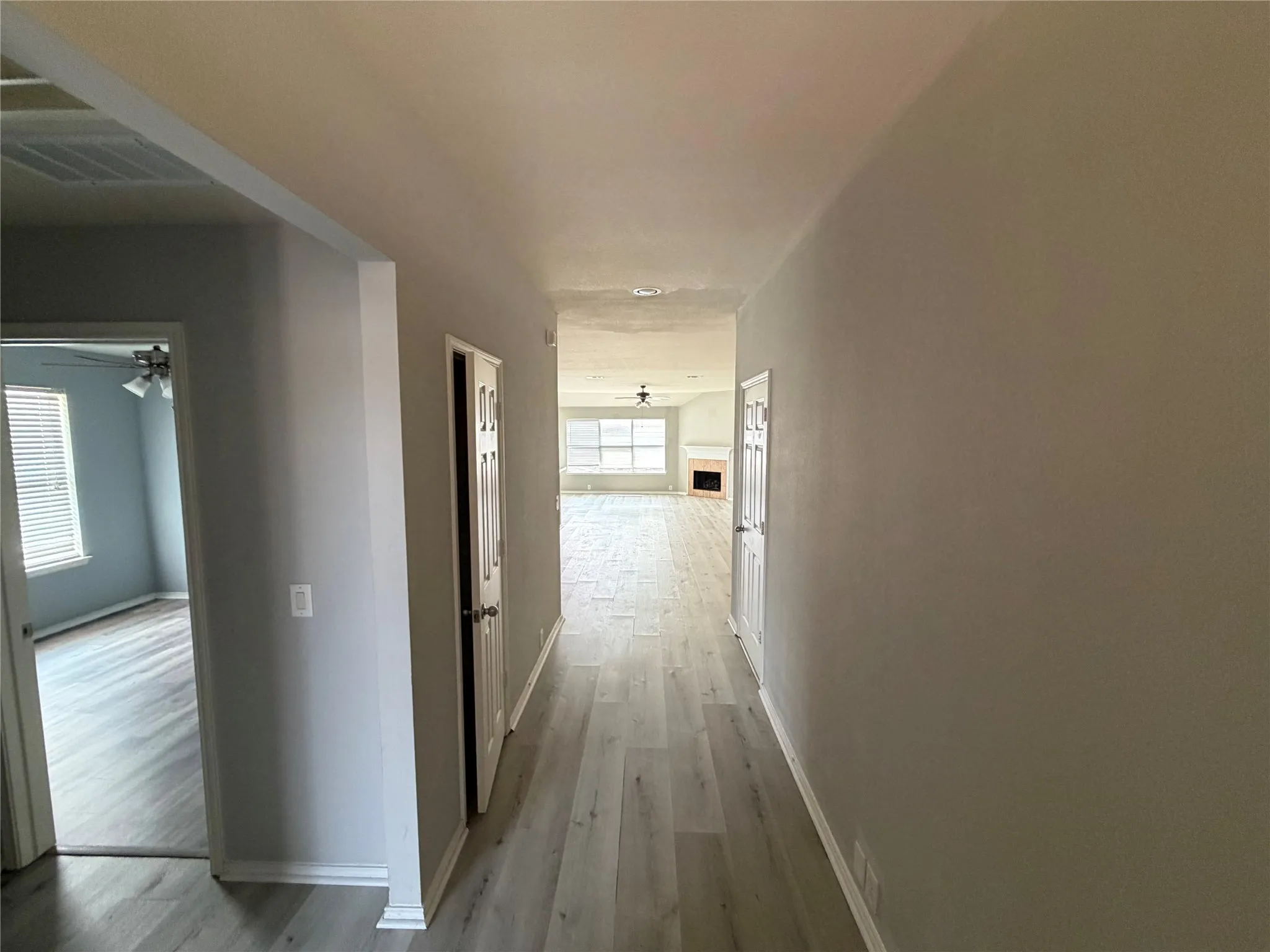Single Family Residence For Rent in Tarrant County , 912 Tabasco Trail, Arlington, Texas 76002, 3 Bedroom, 2 Bathroom, 2 Garage spaces, 1,751 Sqft, built in 2006, mls#21404859, Real Estate Agent in Arlington, Homes For Rent in Tarrant county, Homes For Rent in Arlington, Realtor in Arlington Texas, Real Estate Brokerage Independent Realty Texas, Luminita Cordes Realtor