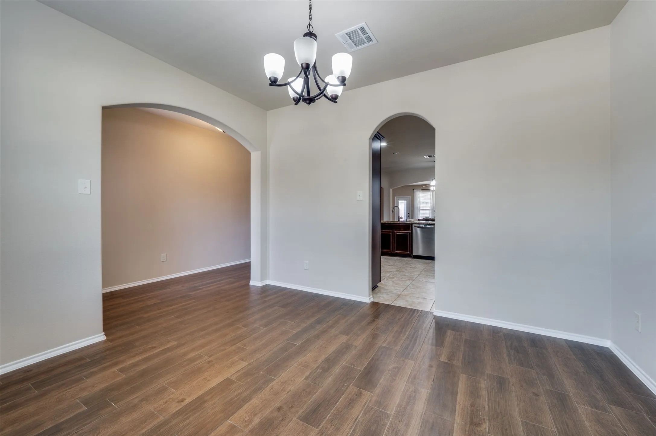 Single Family Residence For Sale in Collin County , 200 Mount Olive Avenue, Mc Kinney, Texas 75072, 4 Bedroom, 4 Bathroom, 2 Garage spaces, 3,066 Sqft, built in 2016, mls#21404841, Real Estate Agent in Mc Kinney, Homes For Sale in Collin county, Homes For Sale in Mc Kinney, Realtor in Mc Kinney Texas, Real Estate Brokerage Independent Realty Texas, Luminita Cordes Realtor