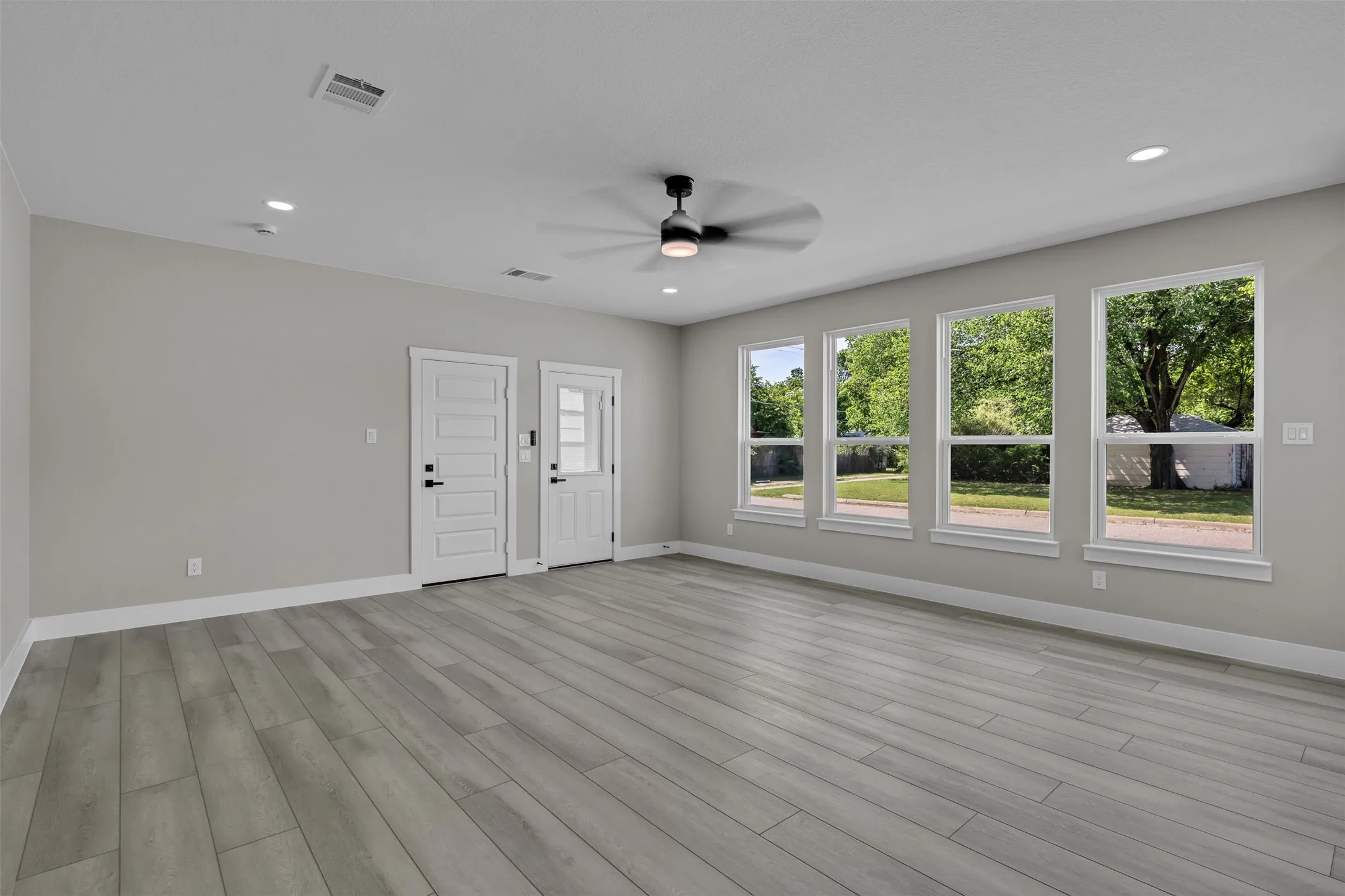 Single Family Residence For Sale in Dallas County , 225 Nw 16th Street, Grand Prairie, Texas 75050, 4 Bedroom, 3 Bathroom, 1 Garage spaces, 2,342 Sqft, built in 2026, mls#21401005, Real Estate Agent in Grand Prairie, Homes For Sale in Dallas county, Homes For Sale in Grand Prairie, Realtor in Grand Prairie Texas, Real Estate Brokerage Independent Realty Texas, Luminita Cordes Realtor