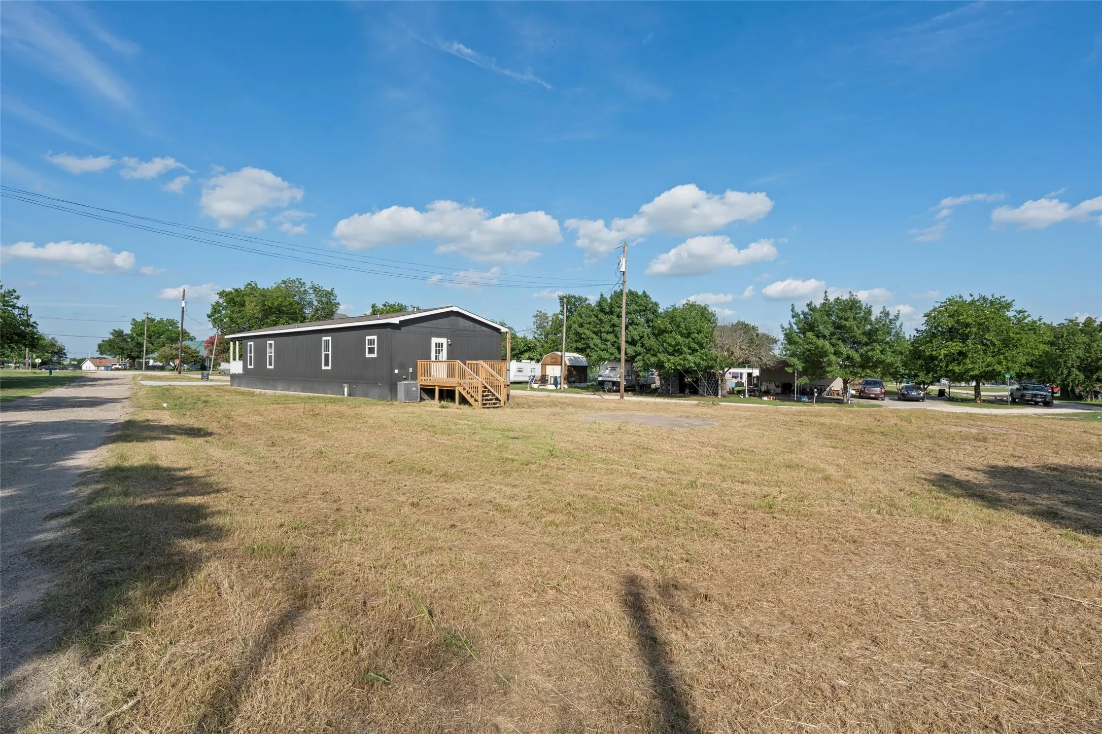 Manufactured Home For Sale in Hill County , 202 N 6th Street, Mount Calm, Texas 76673, 3 Bedroom, 2 Bathroom, Garage spaces, 1,453 Sqft, built in 2023, mls#21404865, Real Estate Agent in Mount Calm, Homes For Sale in Hill county, Homes For Sale in Mount Calm, Realtor in Mount Calm Texas, Real Estate Brokerage Independent Realty Texas, Luminita Cordes Realtor