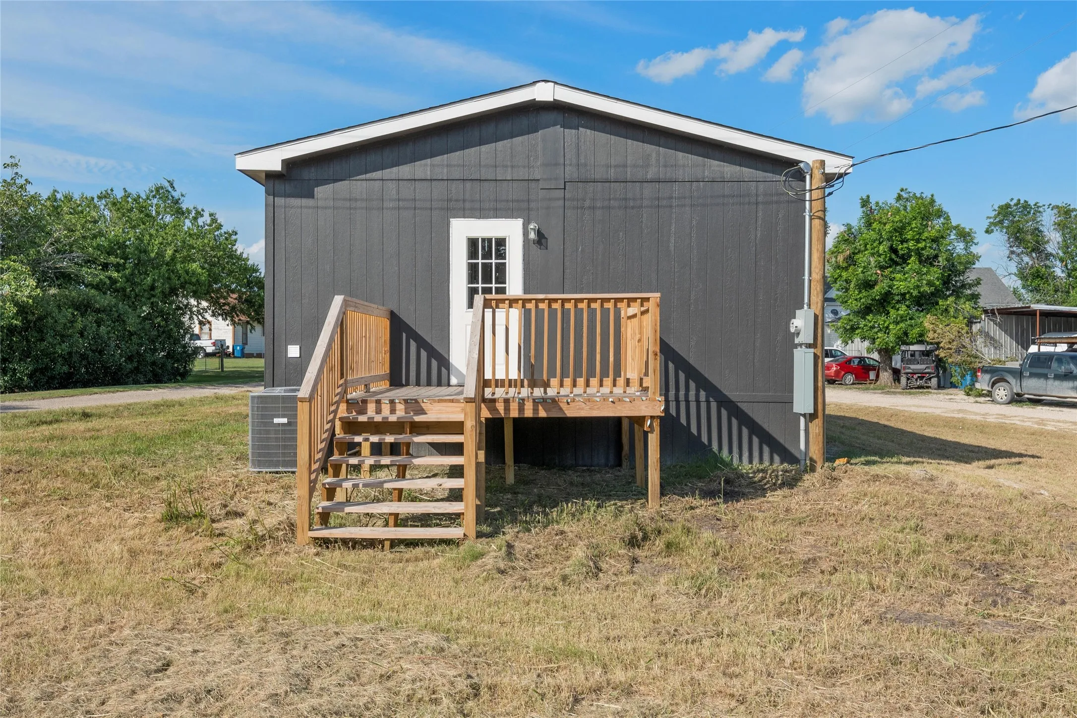 Manufactured Home For Sale in Hill County , 202 N 6th Street, Mount Calm, Texas 76673, 3 Bedroom, 2 Bathroom, Garage spaces, 1,453 Sqft, built in 2023, mls#21404865, Real Estate Agent in Mount Calm, Homes For Sale in Hill county, Homes For Sale in Mount Calm, Realtor in Mount Calm Texas, Real Estate Brokerage Independent Realty Texas, Luminita Cordes Realtor