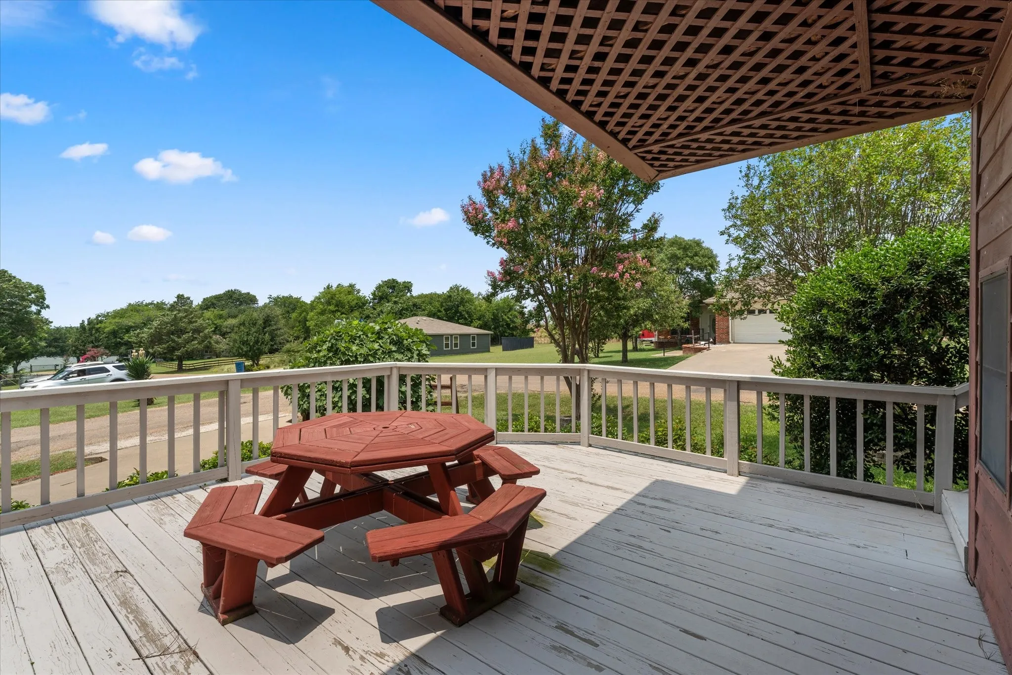 Single Family Residence For Sale in Henderson County , 424 Lagoon Drive, Gun Barrel City, Texas 75156, 3 Bedroom, 2 Bathroom, 2 Garage spaces, 1,549 Sqft, built in 1999, mls#21404878, Real Estate Agent in Gun Barrel City, Homes For Sale in Henderson county, Homes For Sale in Gun Barrel City, Realtor in Gun Barrel City Texas, Real Estate Brokerage Independent Realty Texas, Luminita Cordes Realtor