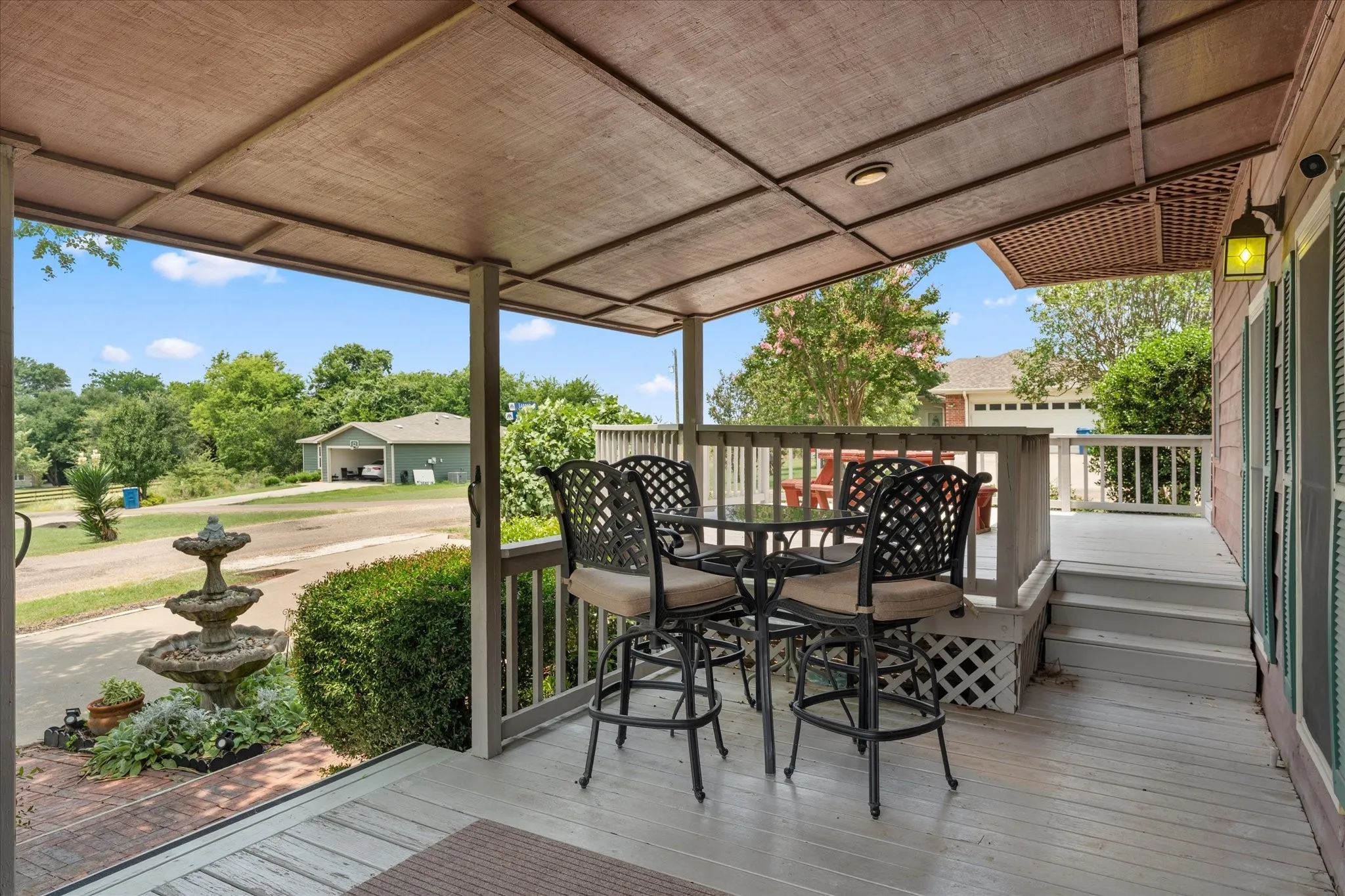 Single Family Residence For Sale in Henderson County , 424 Lagoon Drive, Gun Barrel City, Texas 75156, 3 Bedroom, 2 Bathroom, 2 Garage spaces, 1,549 Sqft, built in 1999, mls#21404878, Real Estate Agent in Gun Barrel City, Homes For Sale in Henderson county, Homes For Sale in Gun Barrel City, Realtor in Gun Barrel City Texas, Real Estate Brokerage Independent Realty Texas, Luminita Cordes Realtor