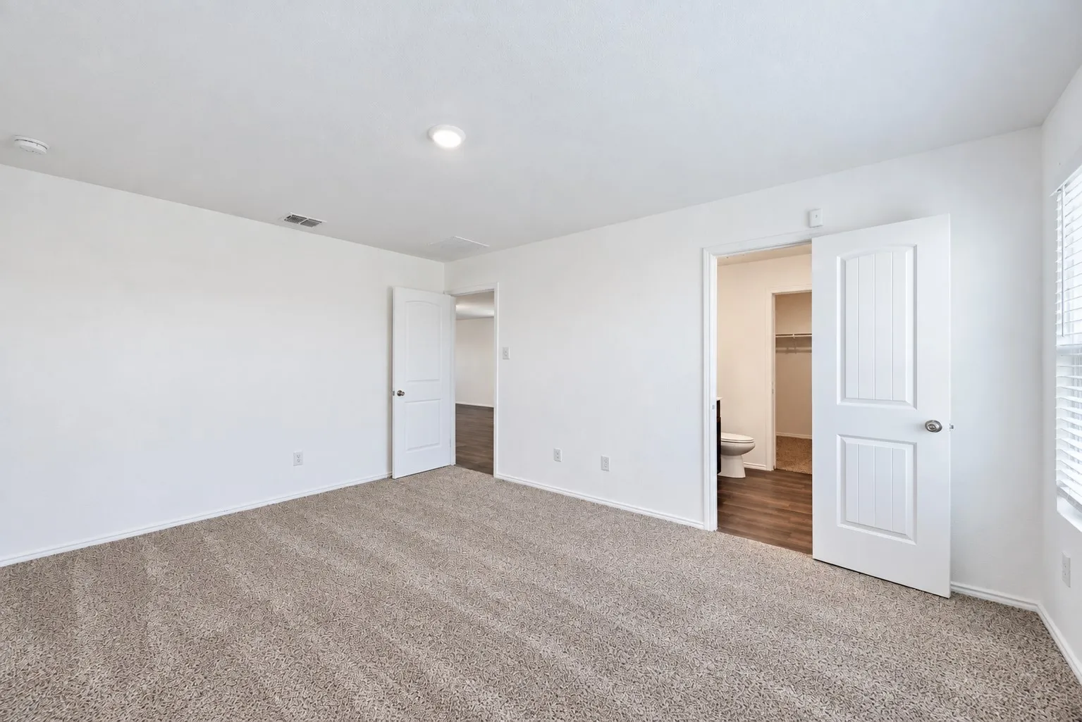 Single Family Residence For Rent in Kaufman County , 1422 Southwell Drive, Crandall, Texas 75114, 3 Bedroom, 2 Bathroom, 2 Garage spaces, 1,260 Sqft, built in 2021, mls#21404877, Real Estate Agent in Crandall, Homes For Rent in Kaufman county, Homes For Rent in Crandall, Realtor in Crandall Texas, Real Estate Brokerage Independent Realty Texas, Luminita Cordes Realtor