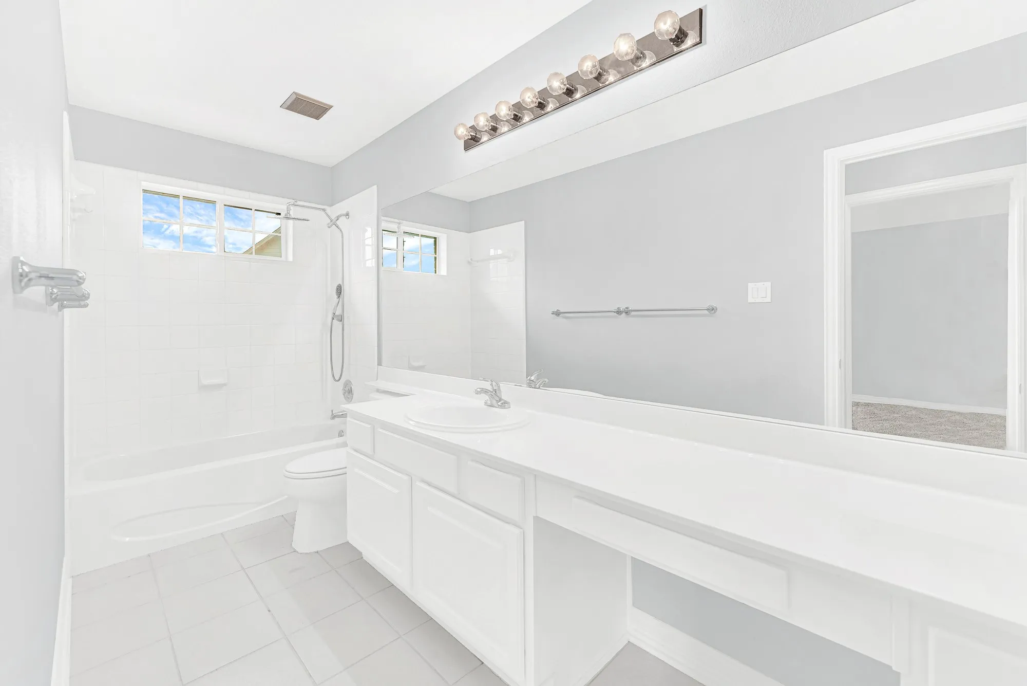 Example of secondary bathroom - Upstairs features 2 full bathrooms