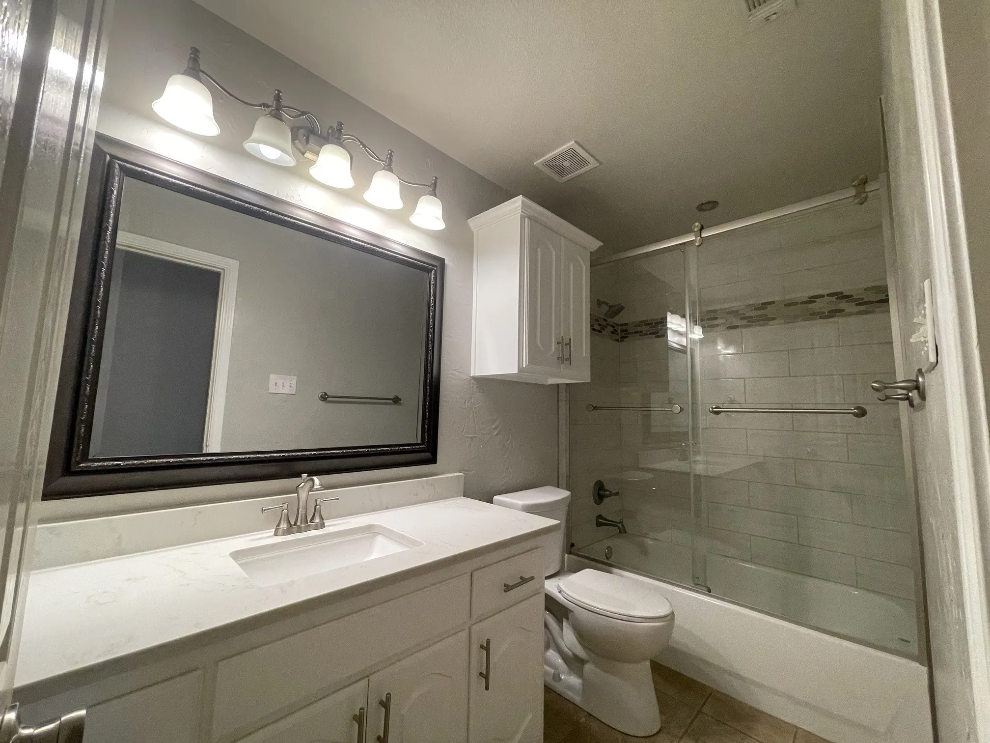 Single Family Residence For Rent in Tarrant County , 6505 Josephine Drive, Arlington, Texas 76017, 4 Bedroom, 2 Bathroom, 2 Garage spaces, 2,652 Sqft, built in 2003, mls#21404863, Real Estate Agent in Arlington, Homes For Rent in Tarrant county, Homes For Rent in Arlington, Realtor in Arlington Texas, Real Estate Brokerage Independent Realty Texas, Luminita Cordes Realtor