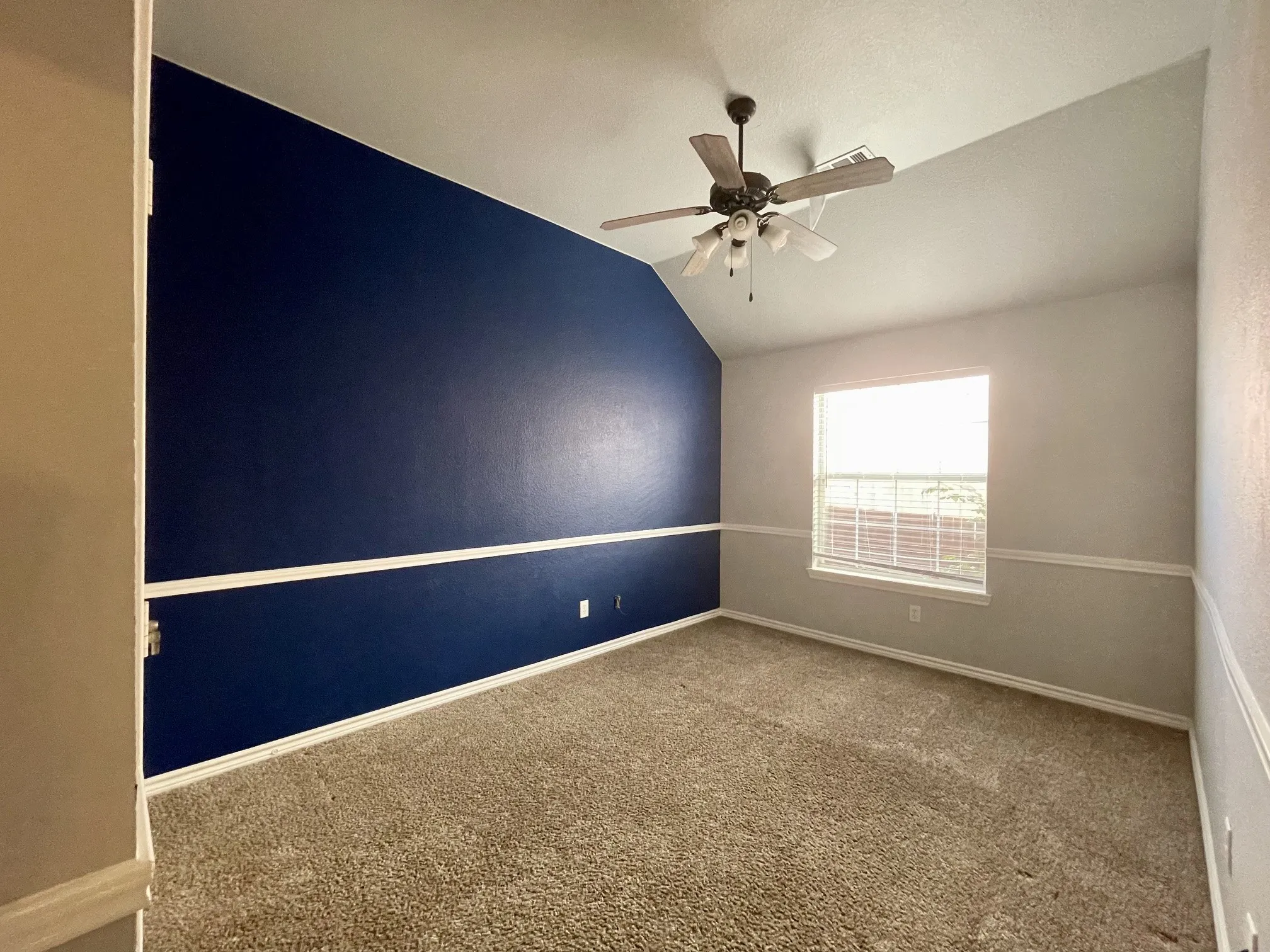 Single Family Residence For Rent in Tarrant County , 6505 Josephine Drive, Arlington, Texas 76017, 4 Bedroom, 2 Bathroom, 2 Garage spaces, 2,652 Sqft, built in 2003, mls#21404863, Real Estate Agent in Arlington, Homes For Rent in Tarrant county, Homes For Rent in Arlington, Realtor in Arlington Texas, Real Estate Brokerage Independent Realty Texas, Luminita Cordes Realtor