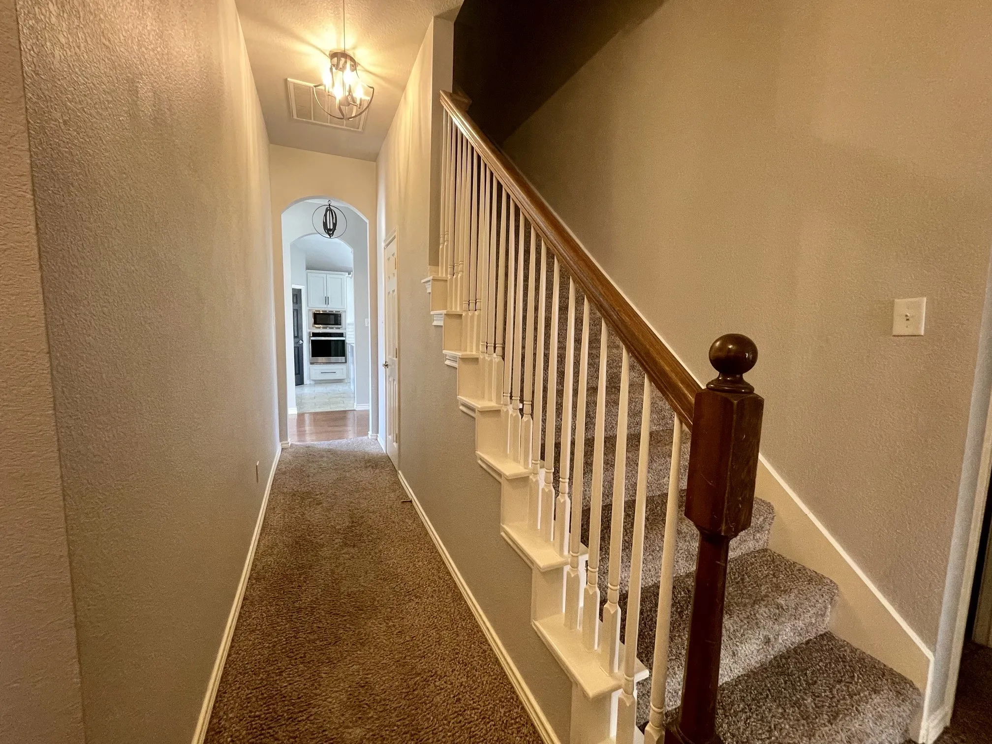 Single Family Residence For Rent in Tarrant County , 6505 Josephine Drive, Arlington, Texas 76017, 4 Bedroom, 2 Bathroom, 2 Garage spaces, 2,652 Sqft, built in 2003, mls#21404863, Real Estate Agent in Arlington, Homes For Rent in Tarrant county, Homes For Rent in Arlington, Realtor in Arlington Texas, Real Estate Brokerage Independent Realty Texas, Luminita Cordes Realtor